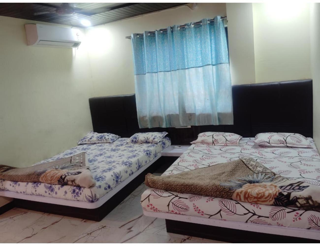 Family Room photo 3