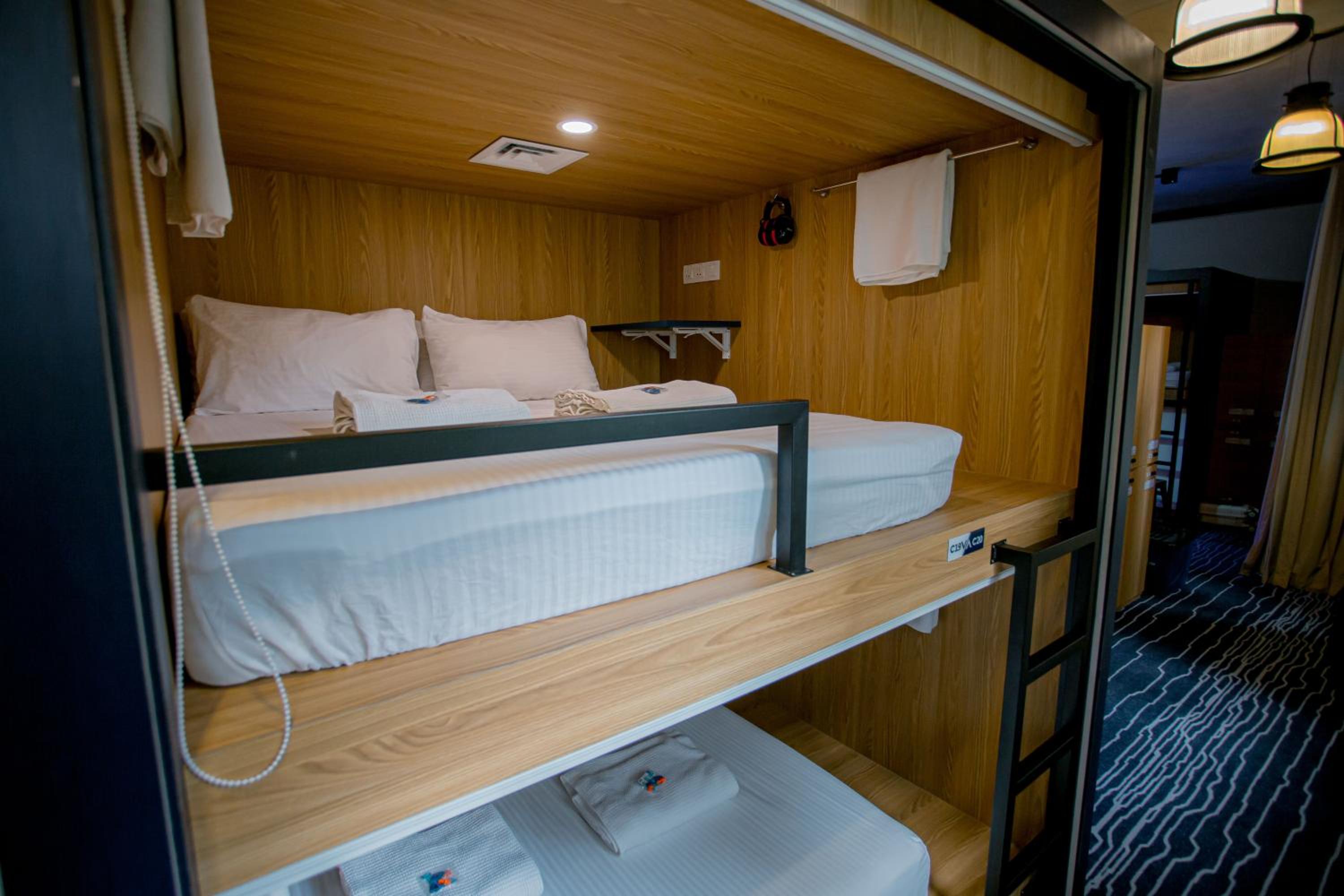 Bunk Bed in Female Dormitory Room   photo 3