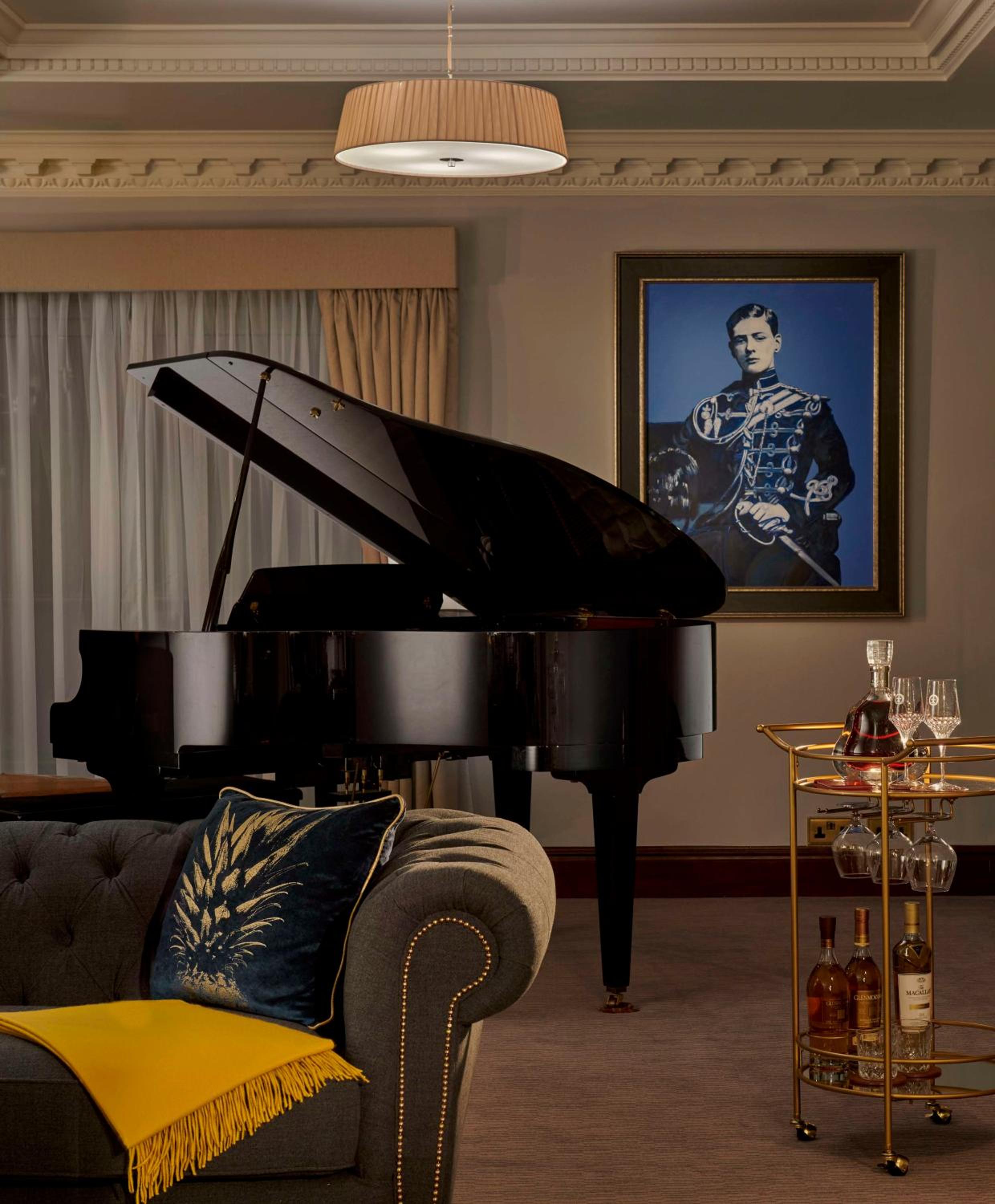 Residential Suite thumbnail 5