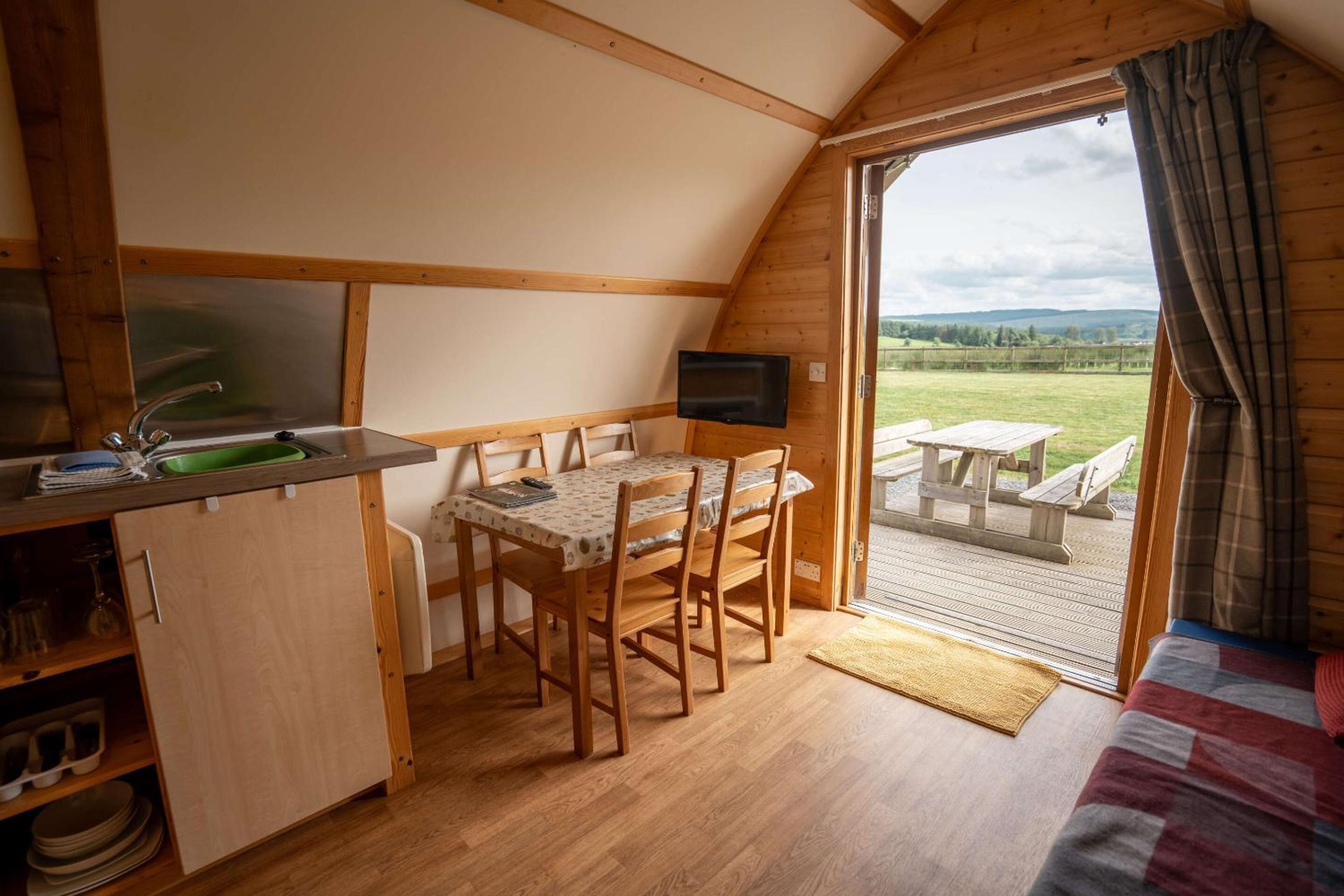 Comfort Cabin with 2 Person Hot Tub photo 2