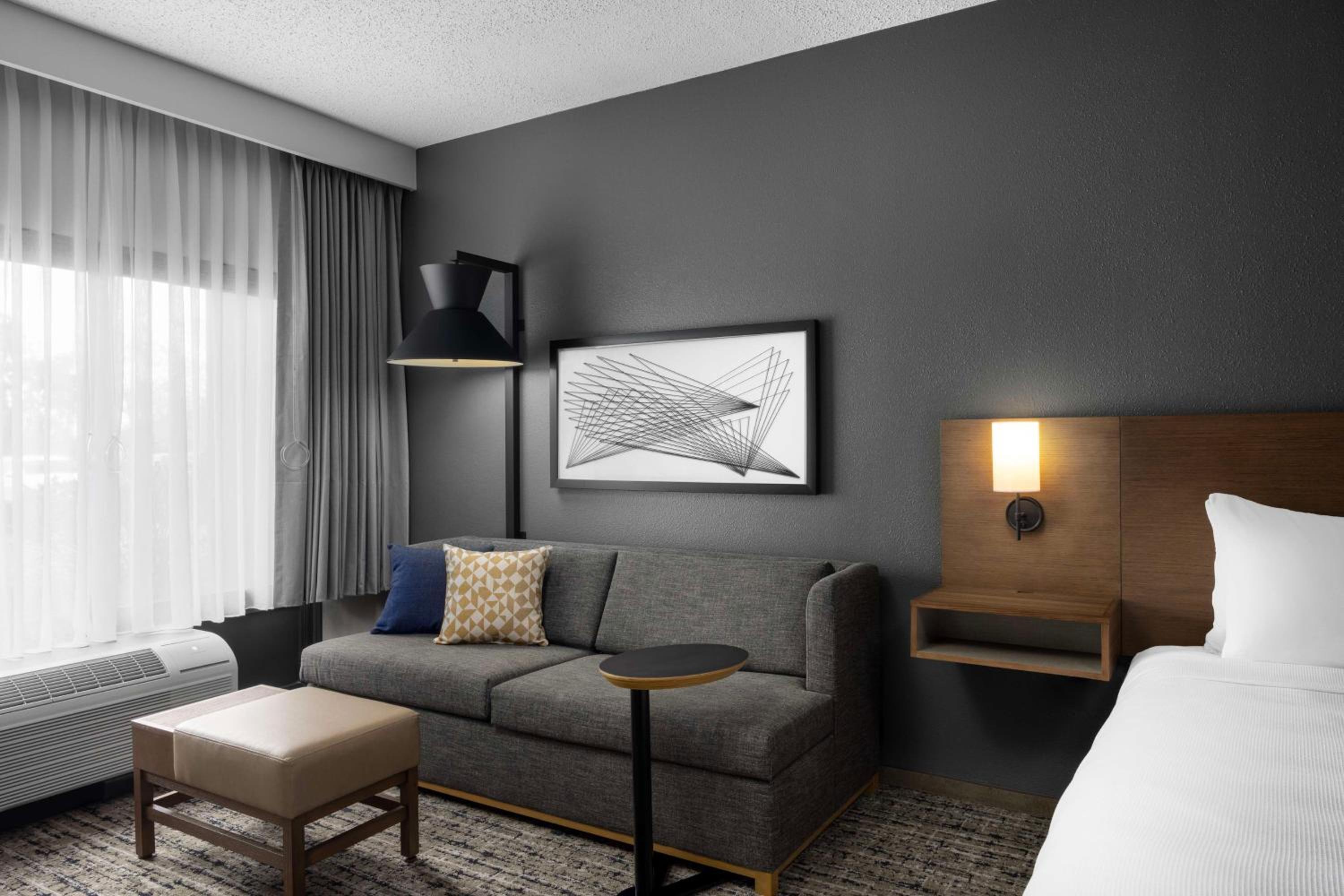 King Room with Sofa Bed and Accessible Tub - Photo 1