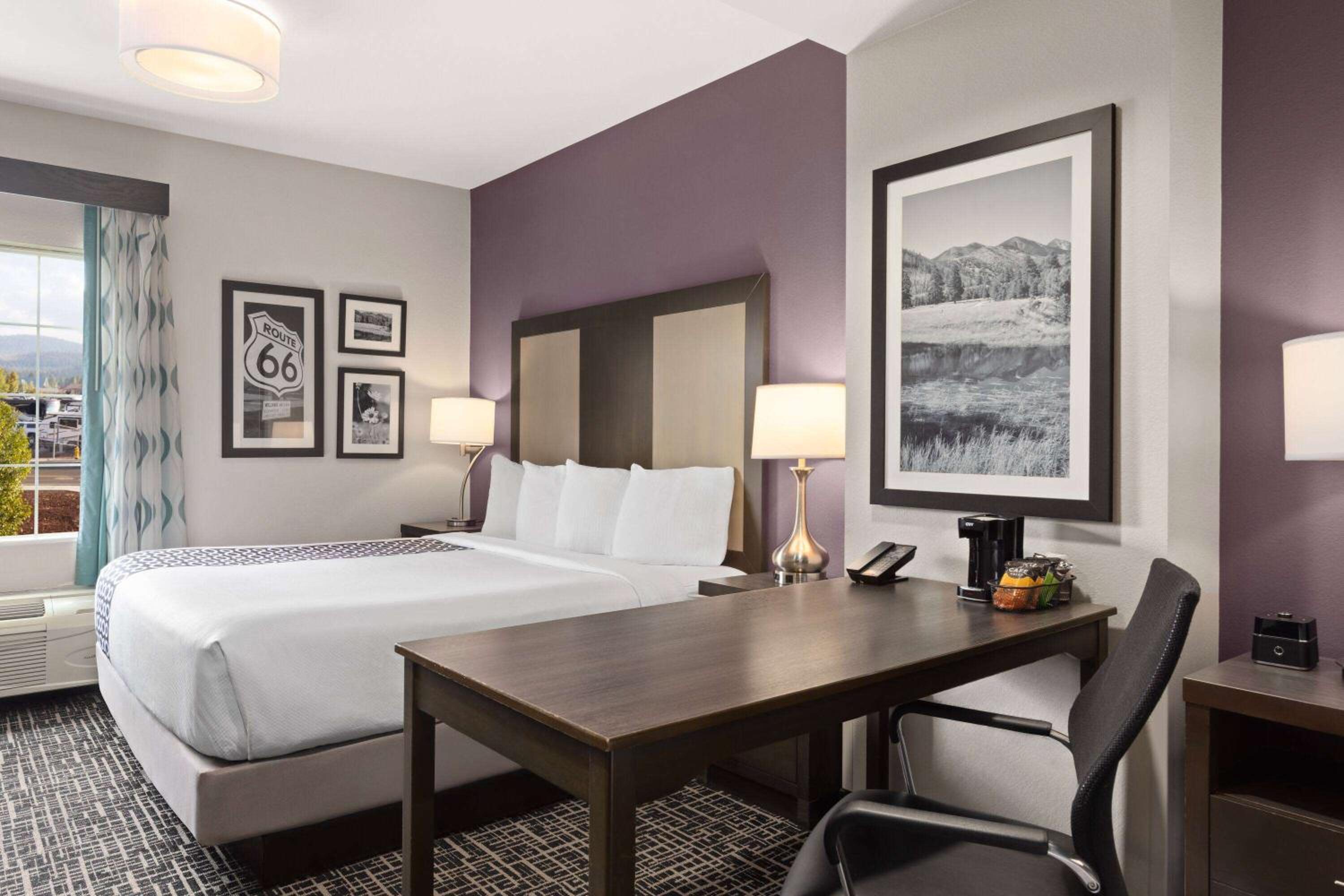 Premium King Room with Two King Beds - Non-Smoking photo 2
