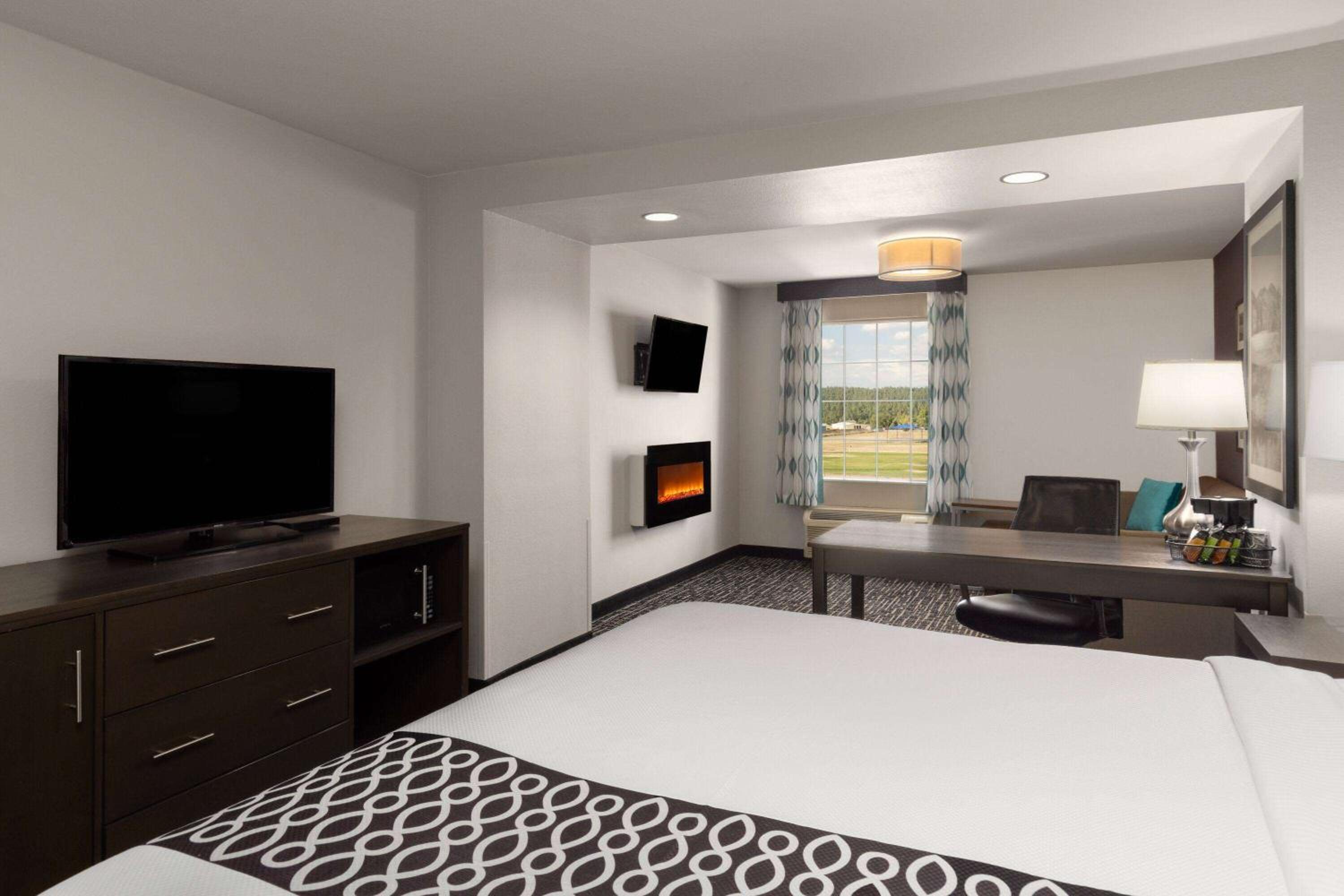 Superior King Room - Non-Smoking photo 2