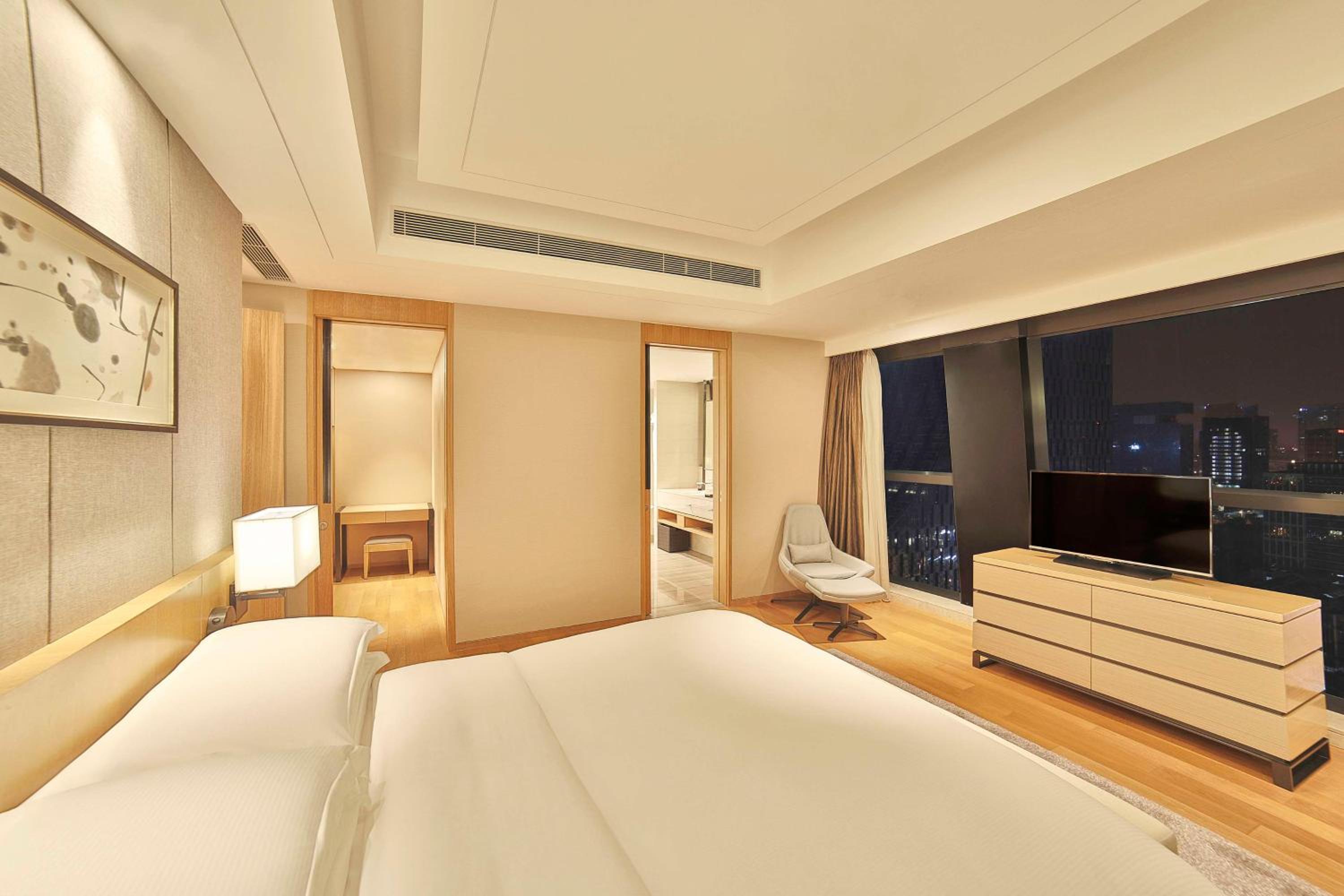 King Guest Room
