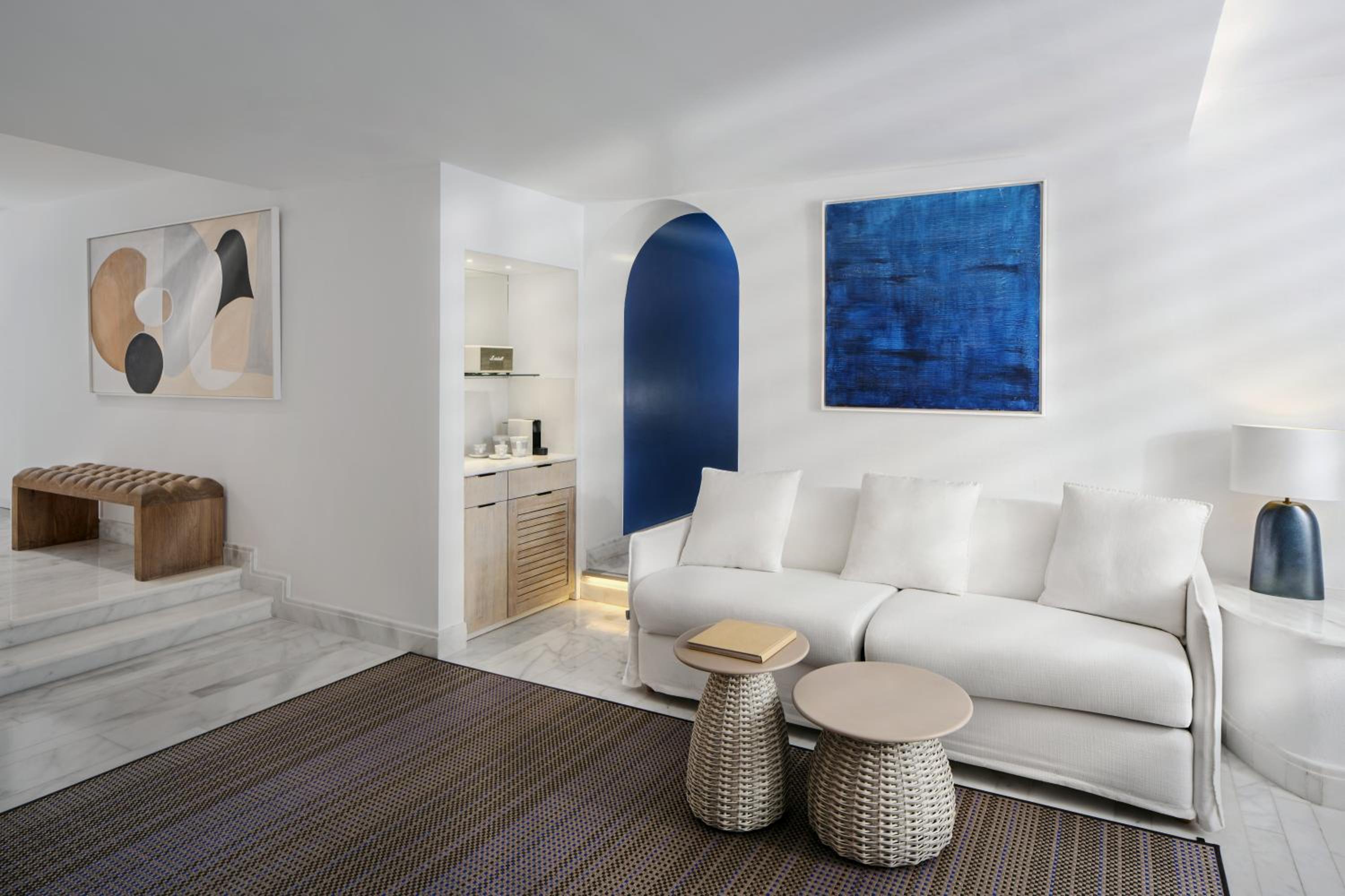 Cosmopolitan 4 Bedroom Pool Maisonette    - Photo 2