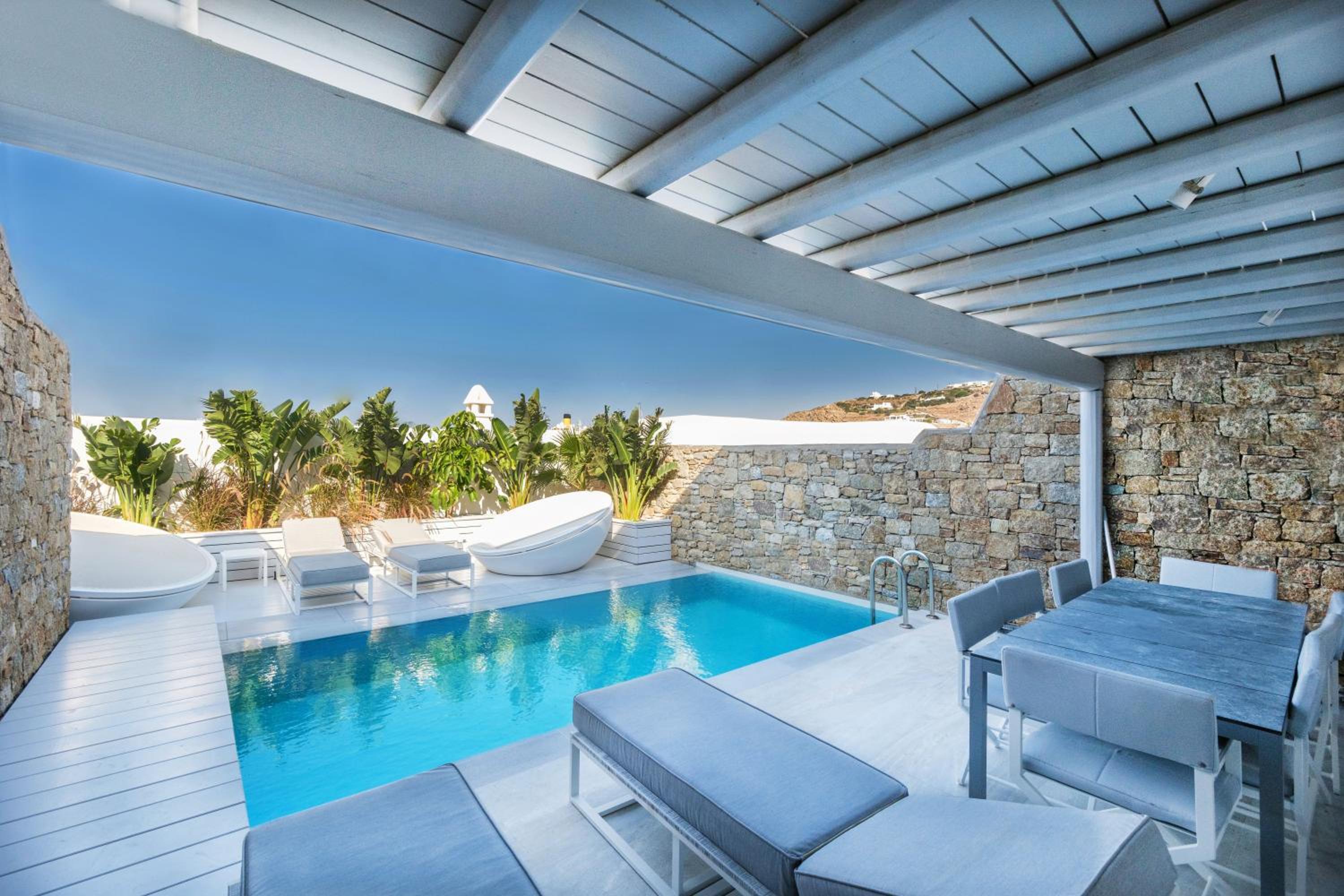 Cosmopolitan 4 Bedroom Pool Maisonette    - Photo 3