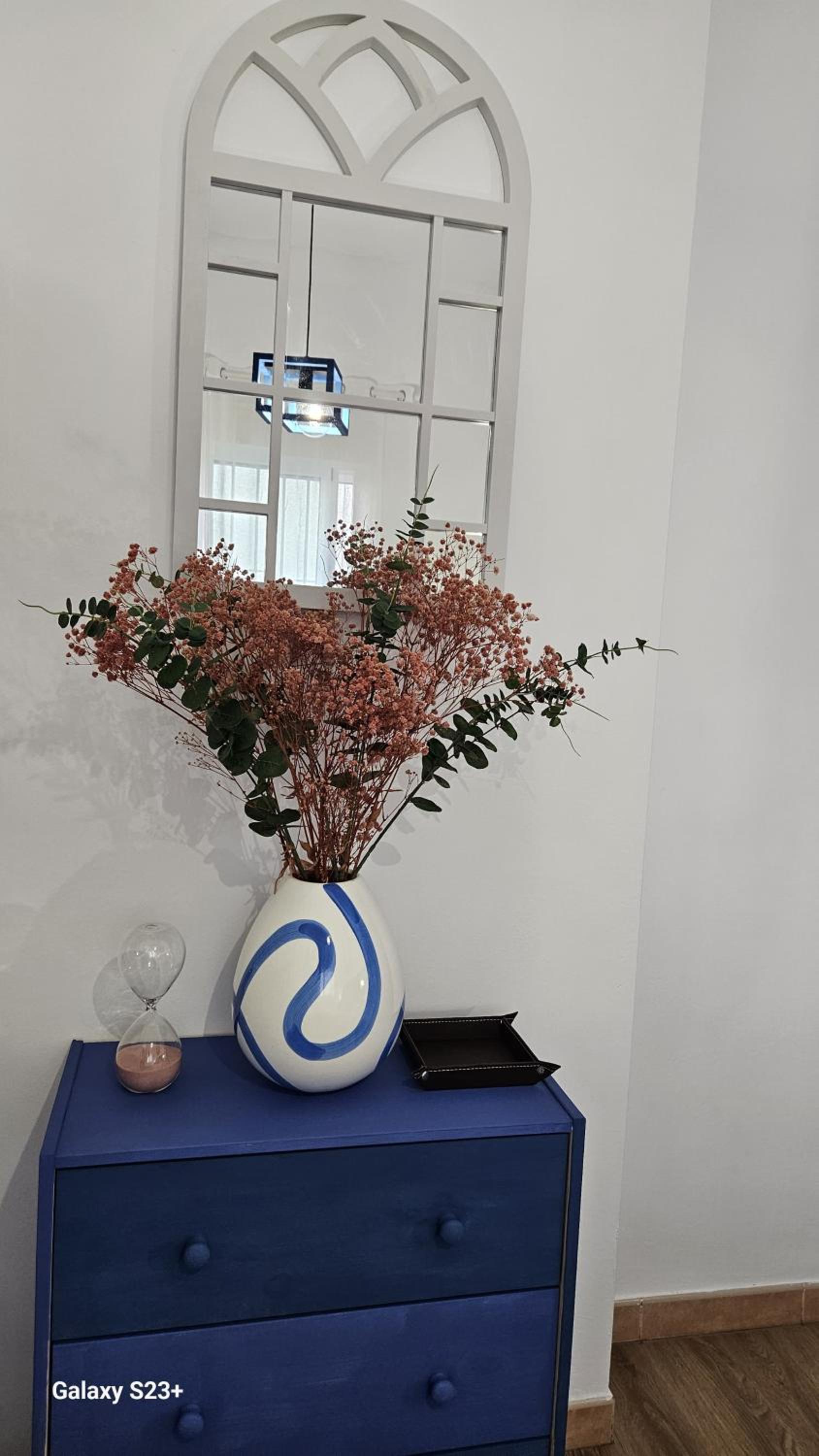 One-Bedroom Apartment - Photo 25