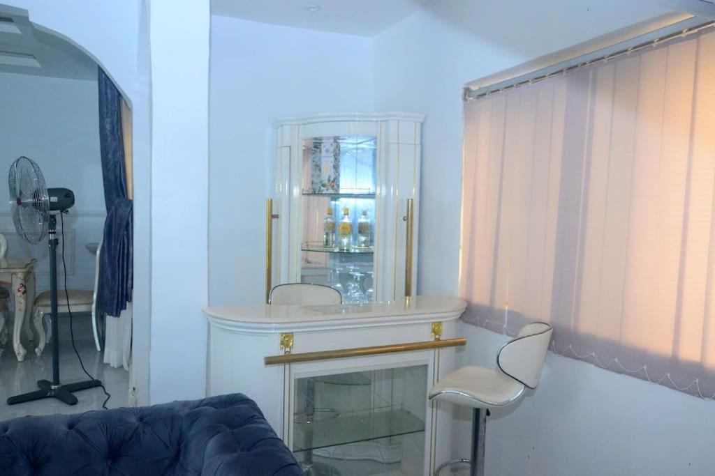Three-Bedroom Villa photo 2