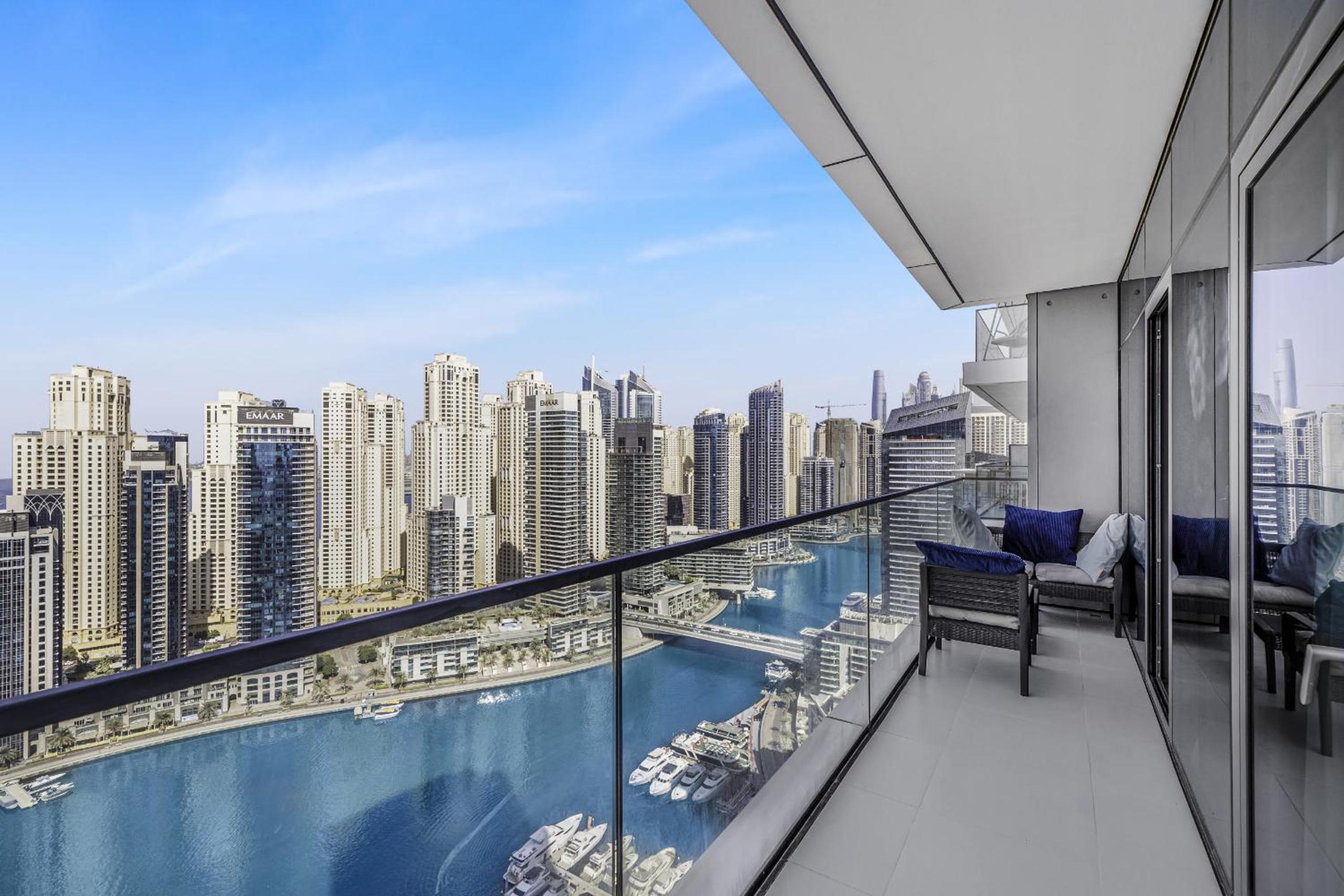 Two-Bedroom Deluxe Apartment with Harbor View photo 1