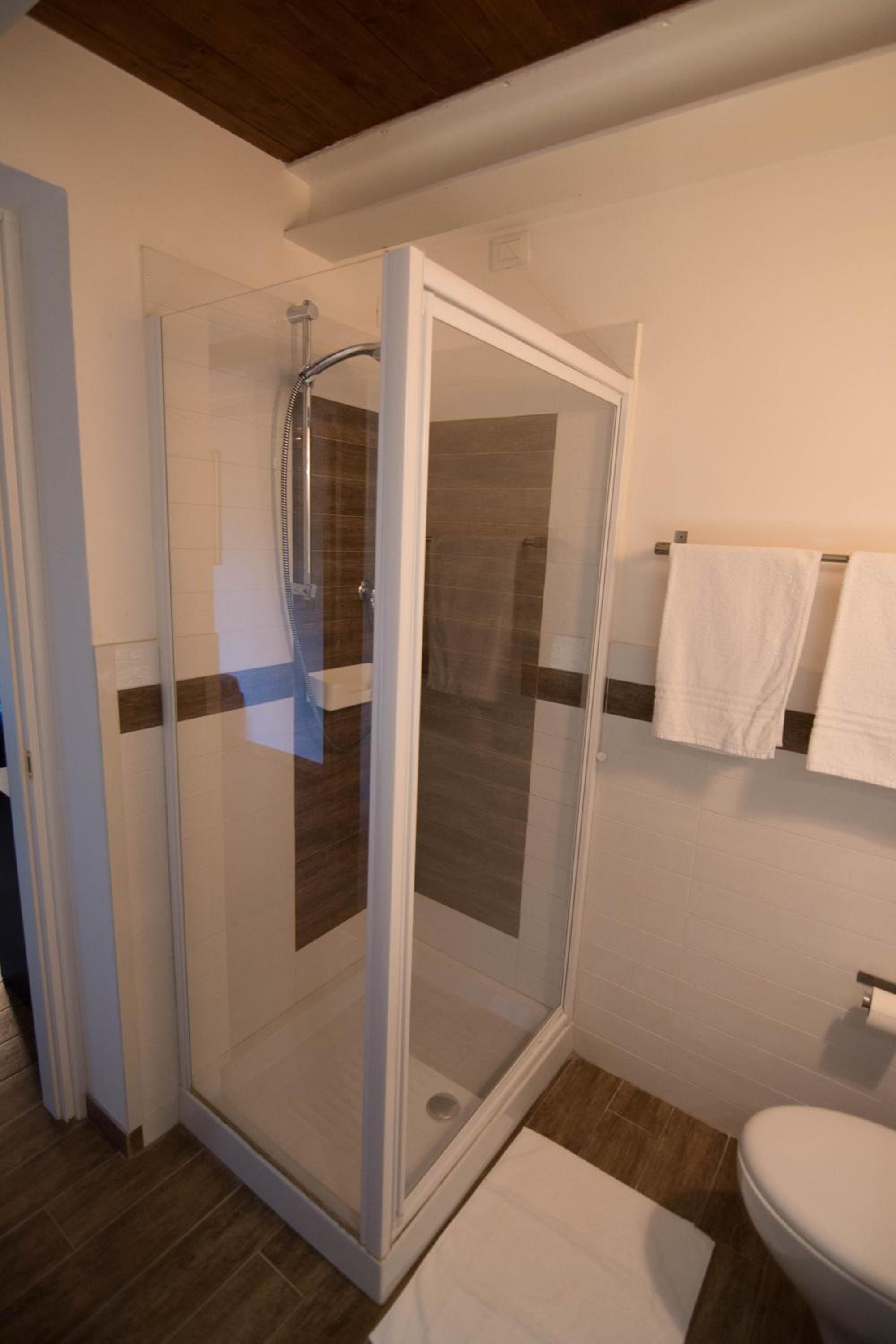 Deluxe Twin Room photo 3