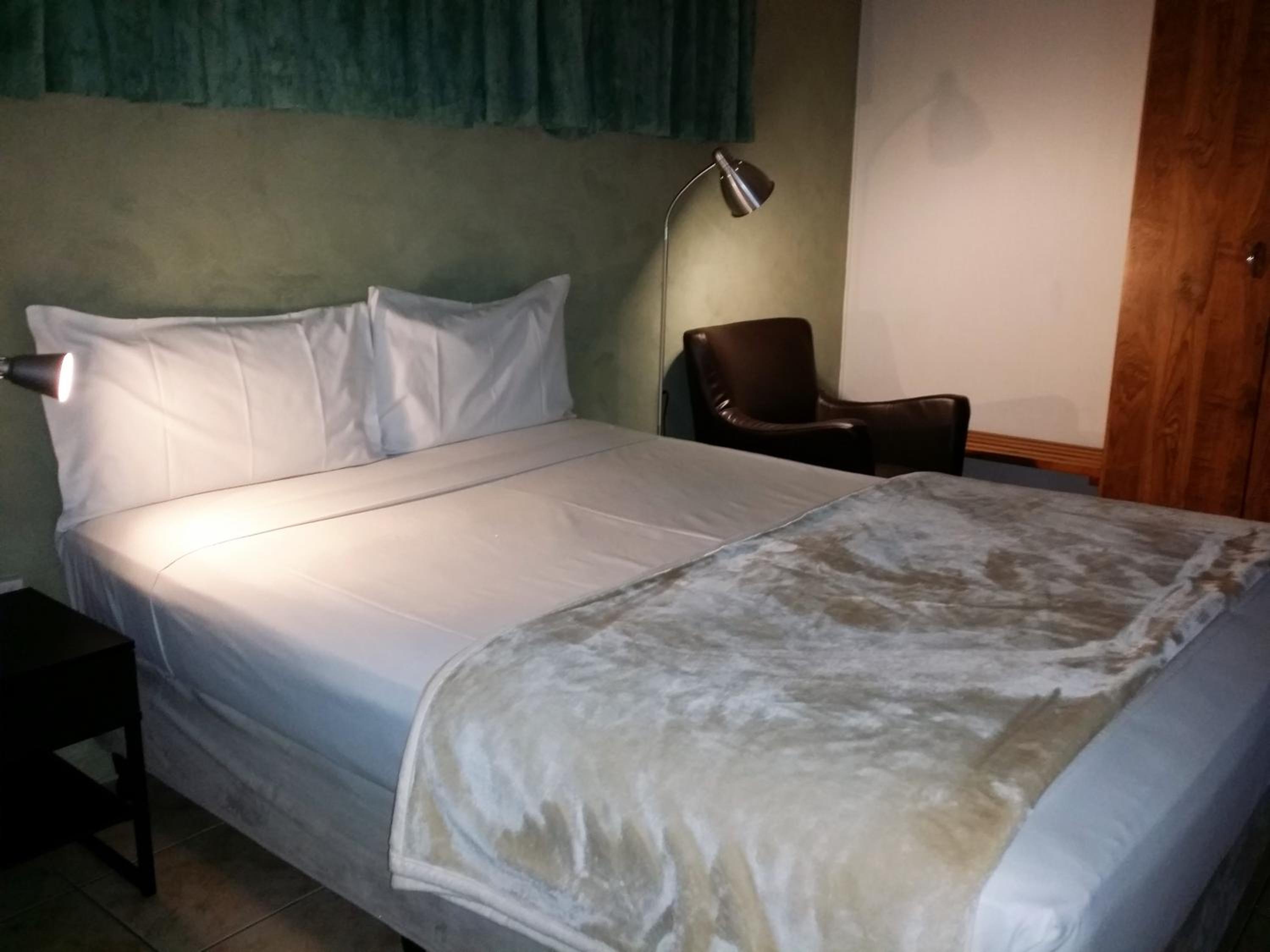 Self-Contained Twin Room photo 1