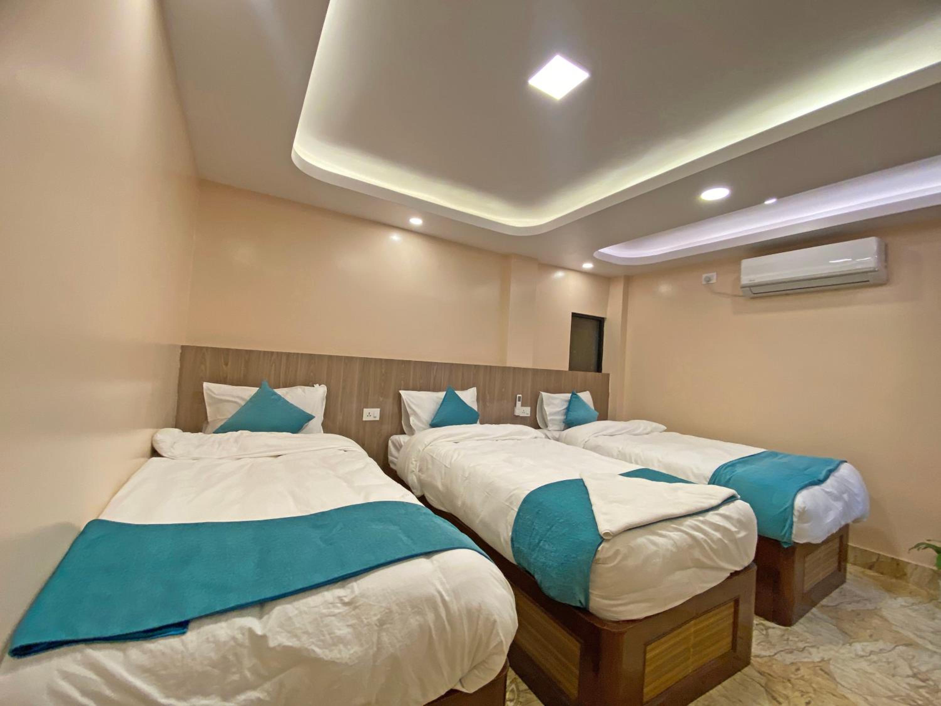 Deluxe Triple Room