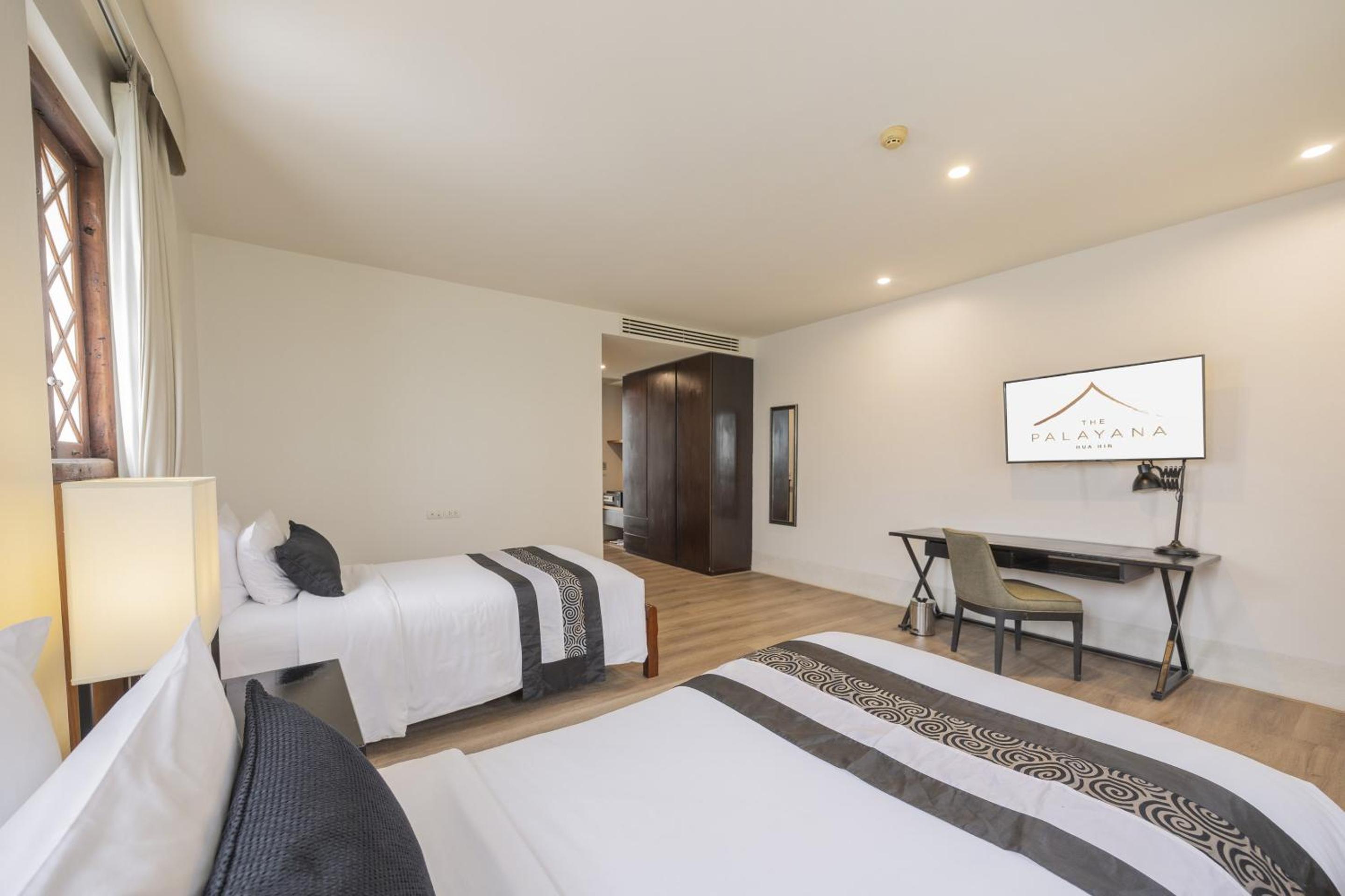 Two-Bedroom Suite - Photo 2