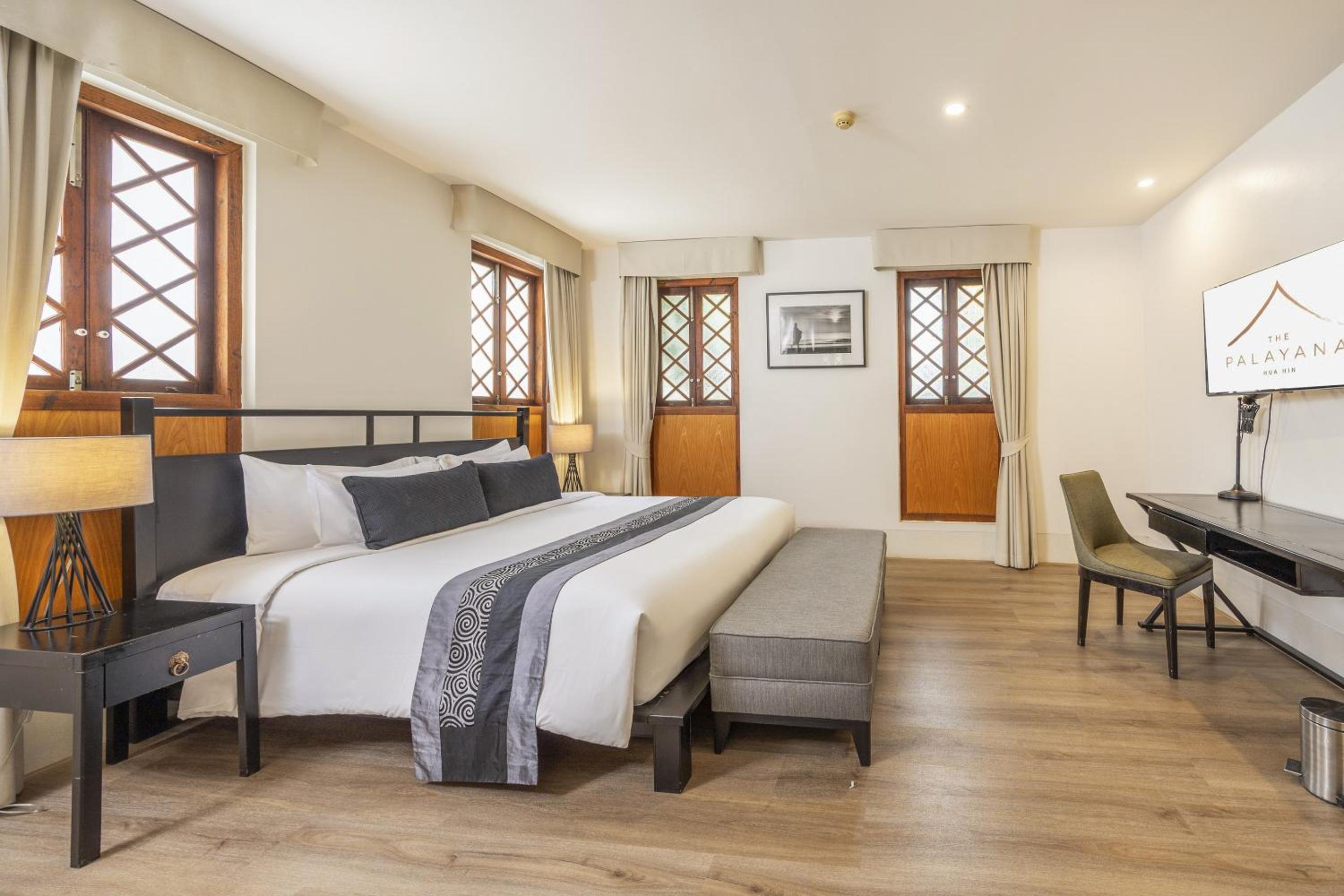 Two-Bedroom Suite - Photo 6