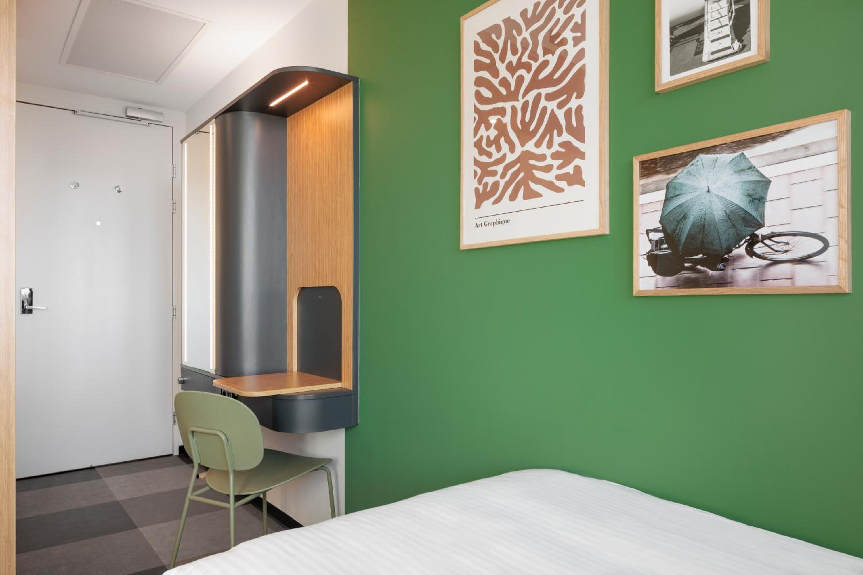 Small Double Room - Photo 4