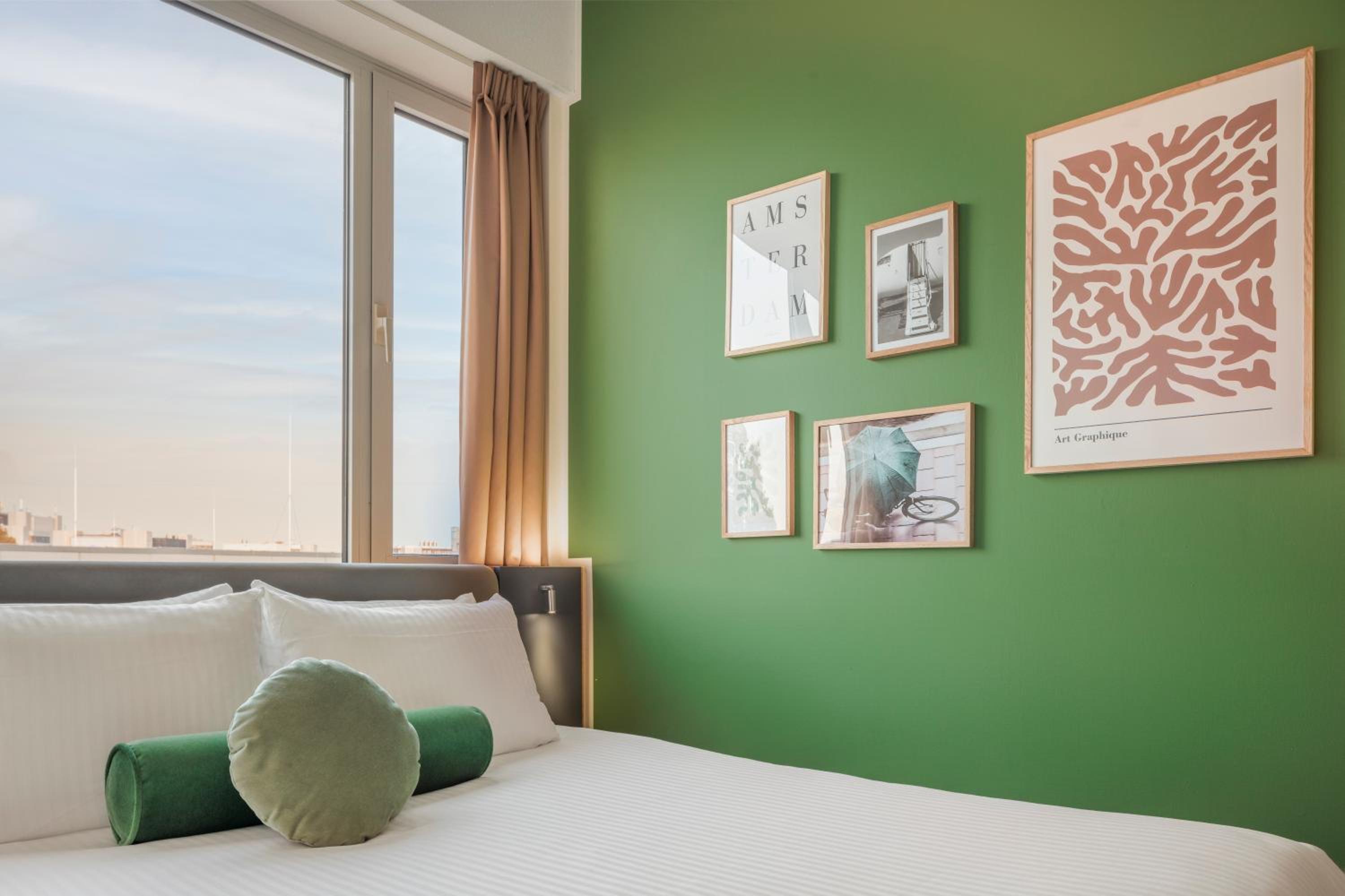 Small Double Room - Photo 2