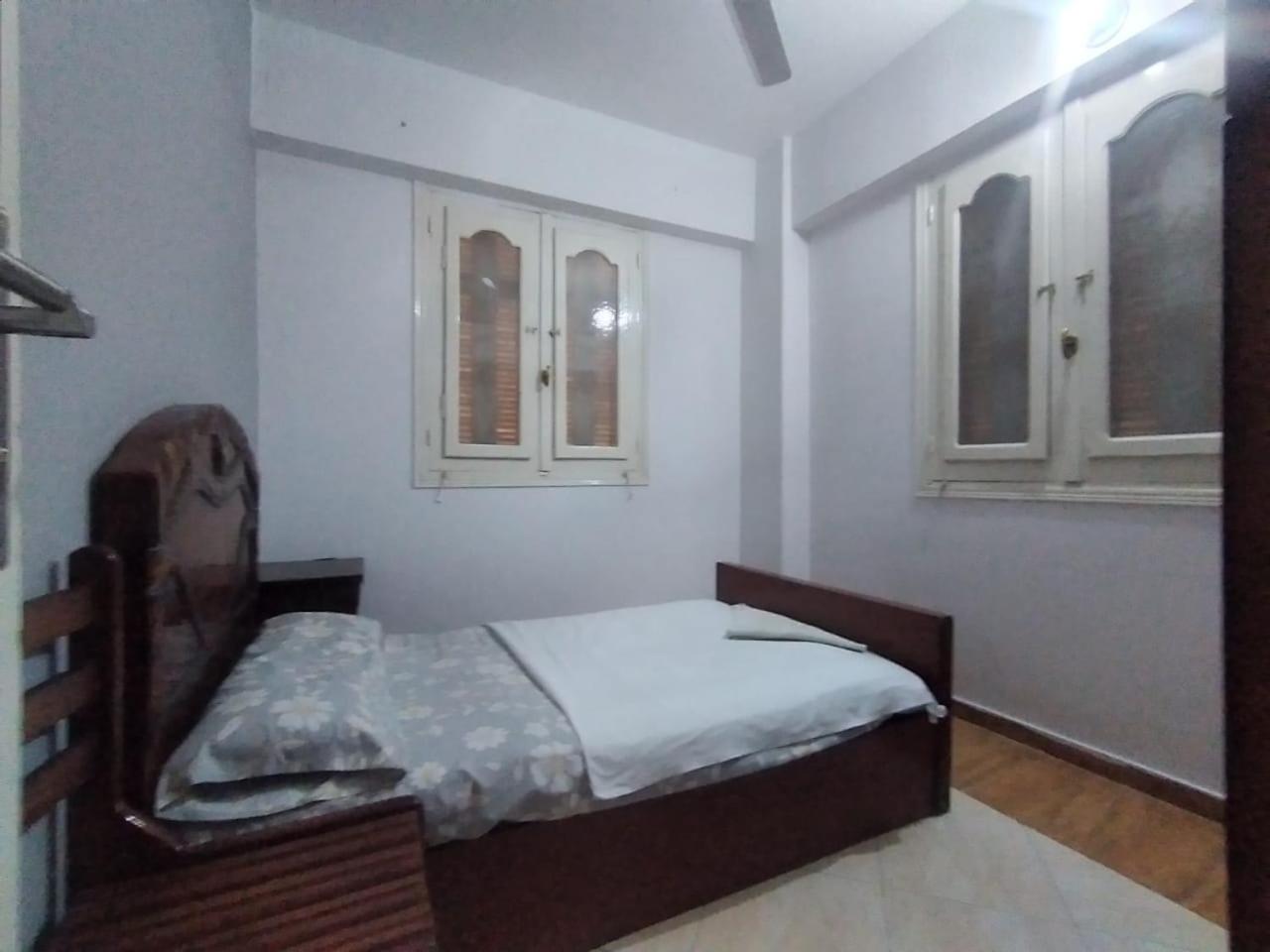 Small Double Room - Photo 2