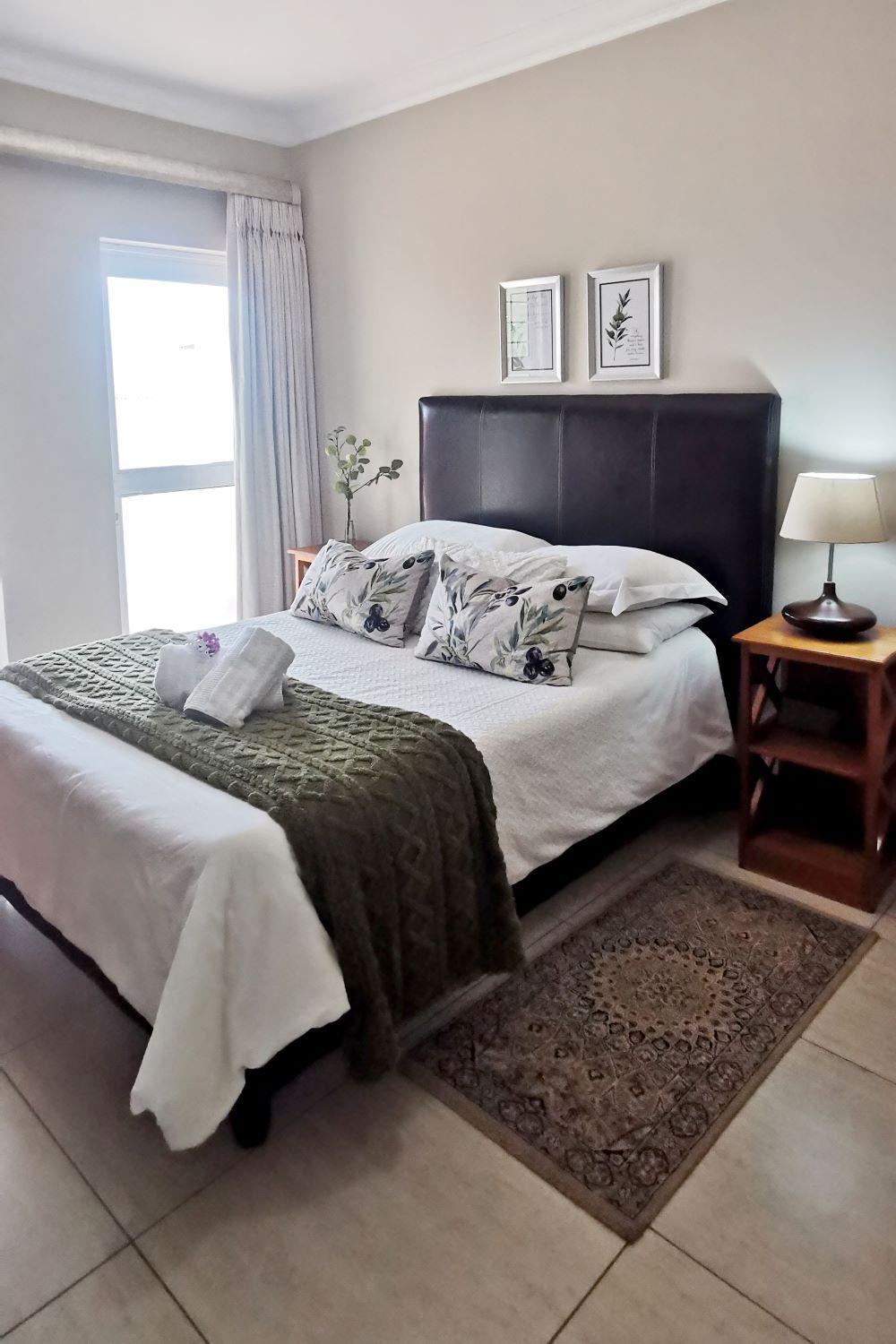 Deluxe Double Room with Shower photo 3