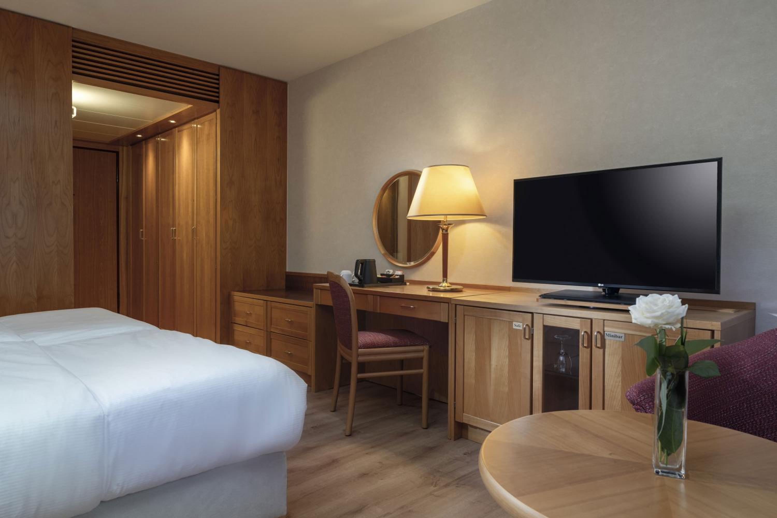 Classic Double Room - Photo 7