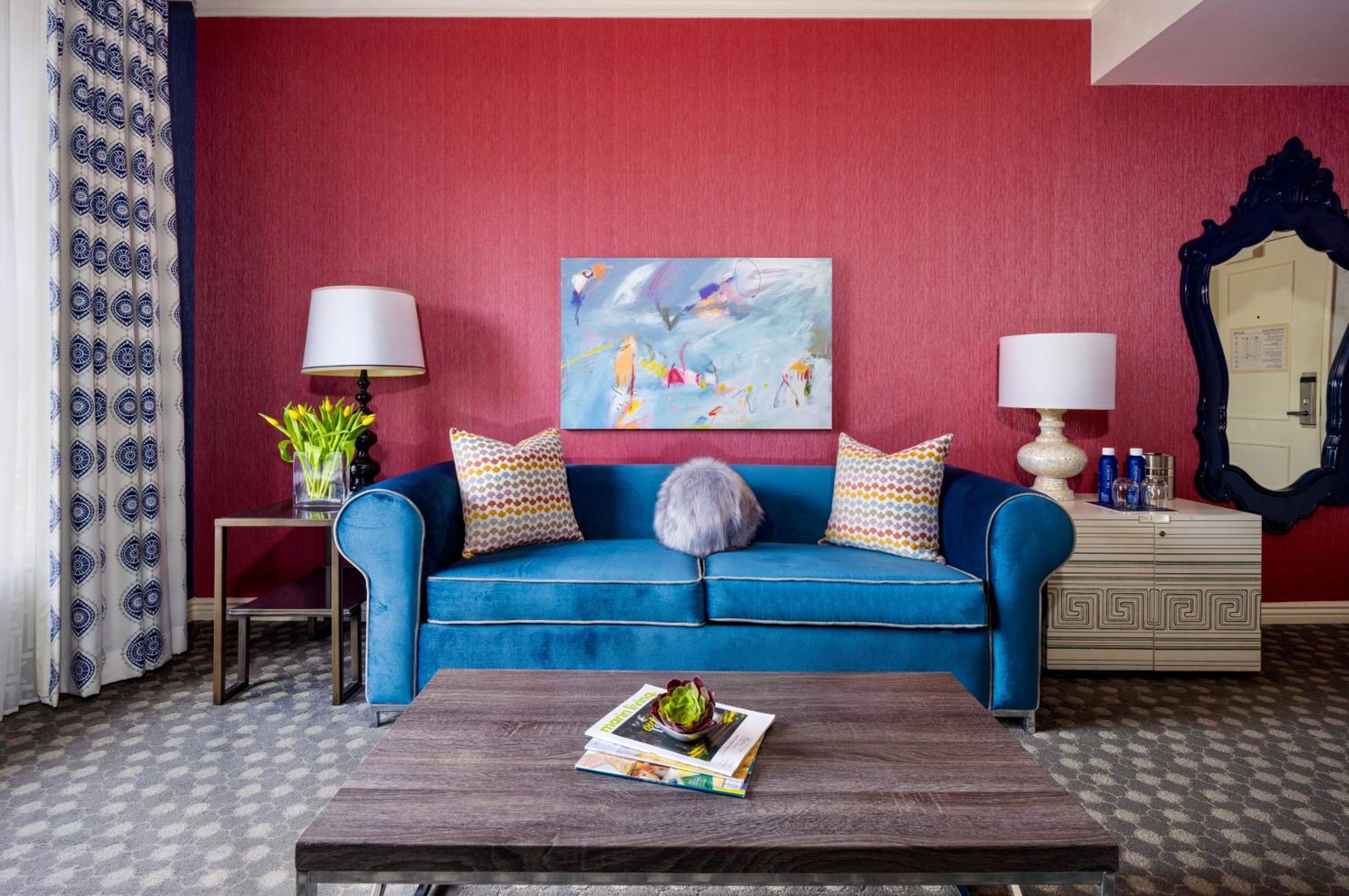 One Bedroom Suite thumbnail 6