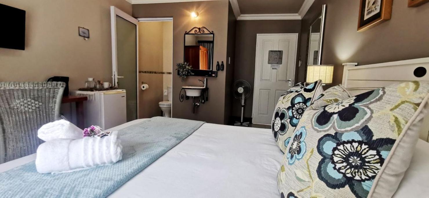 Deluxe Queen Room photo 2