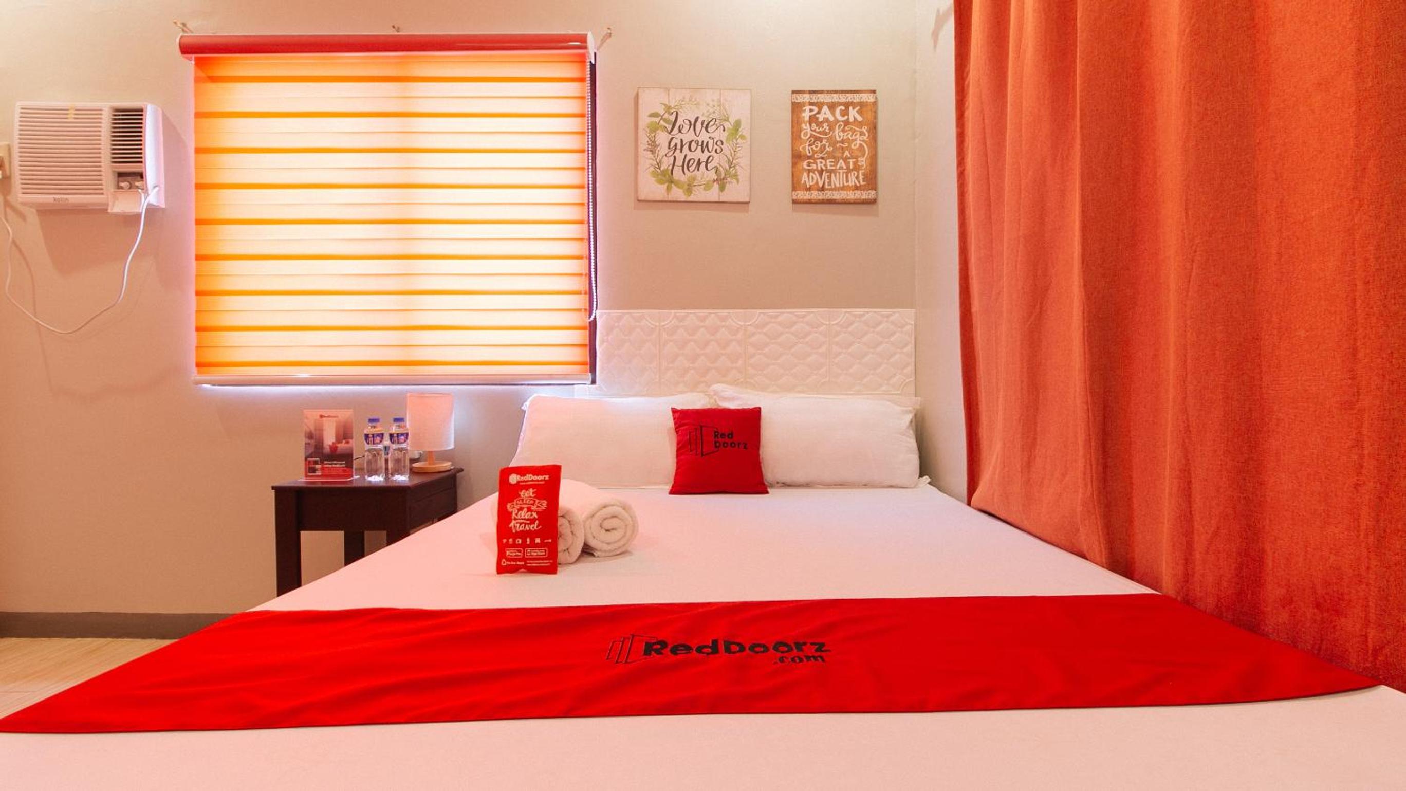 Standard Double Room - Photo 17