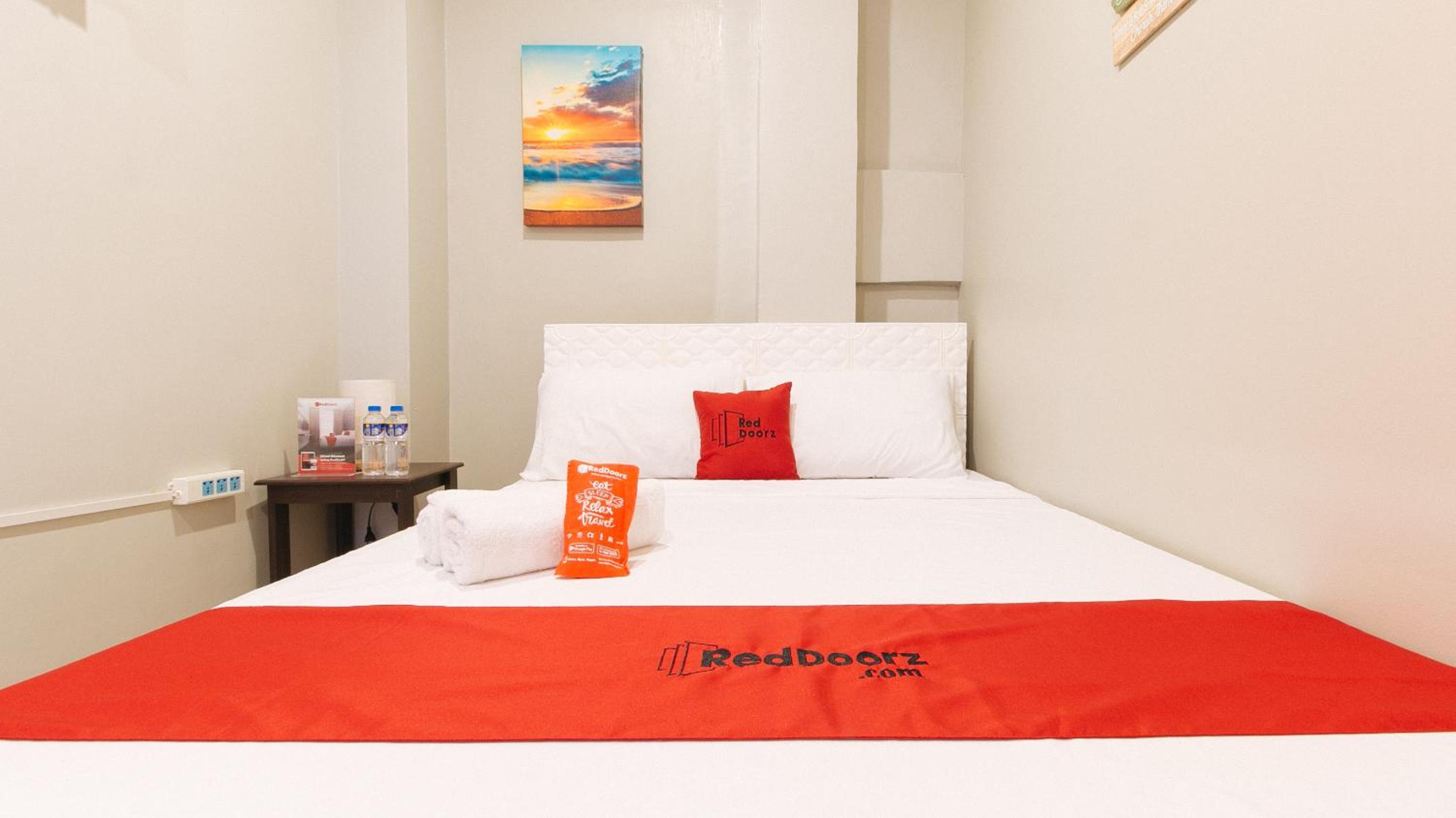 Deluxe Room - Photo 1