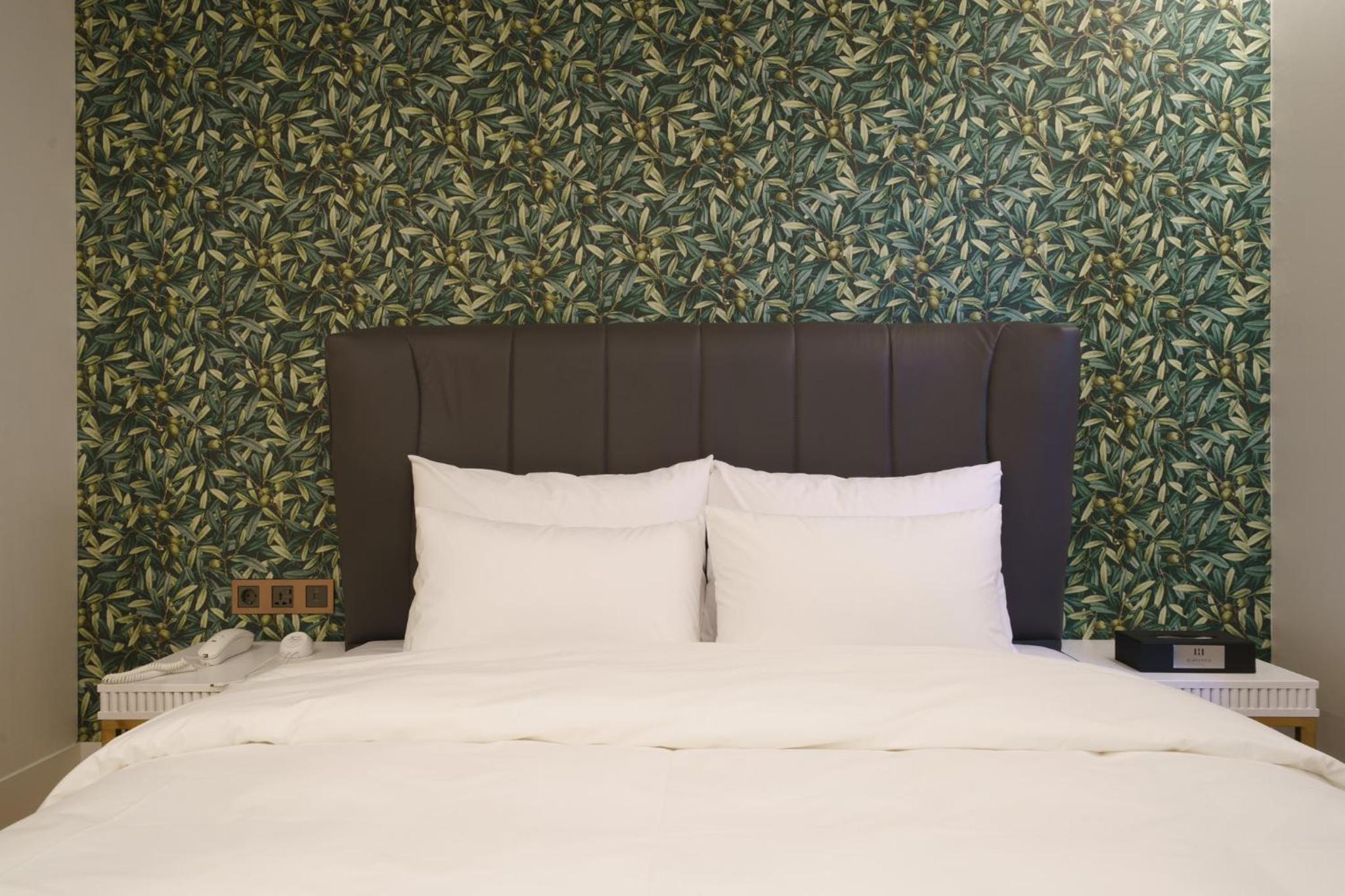 Superior King Room photo 2