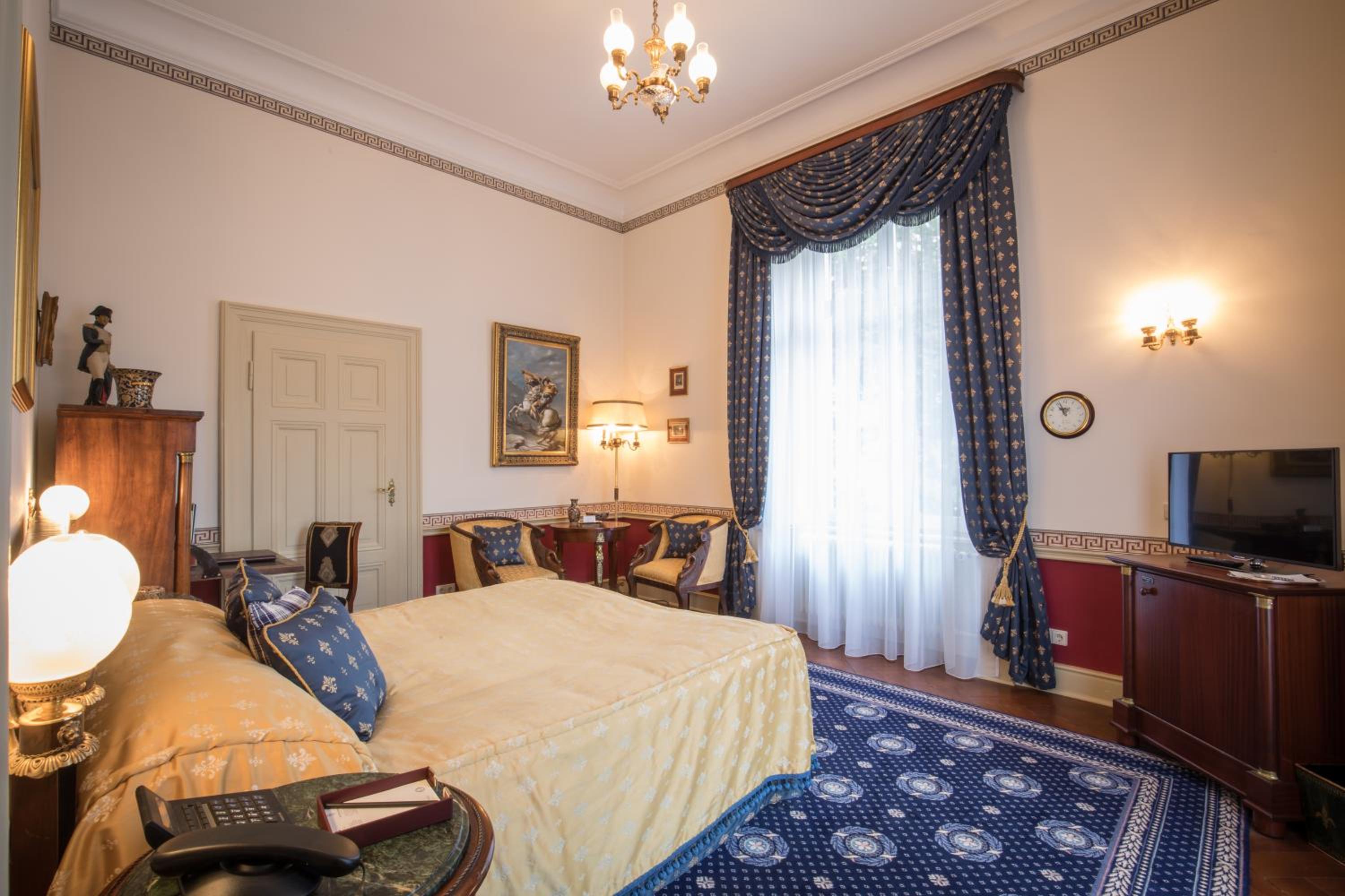 Junior Suite - Photo 12