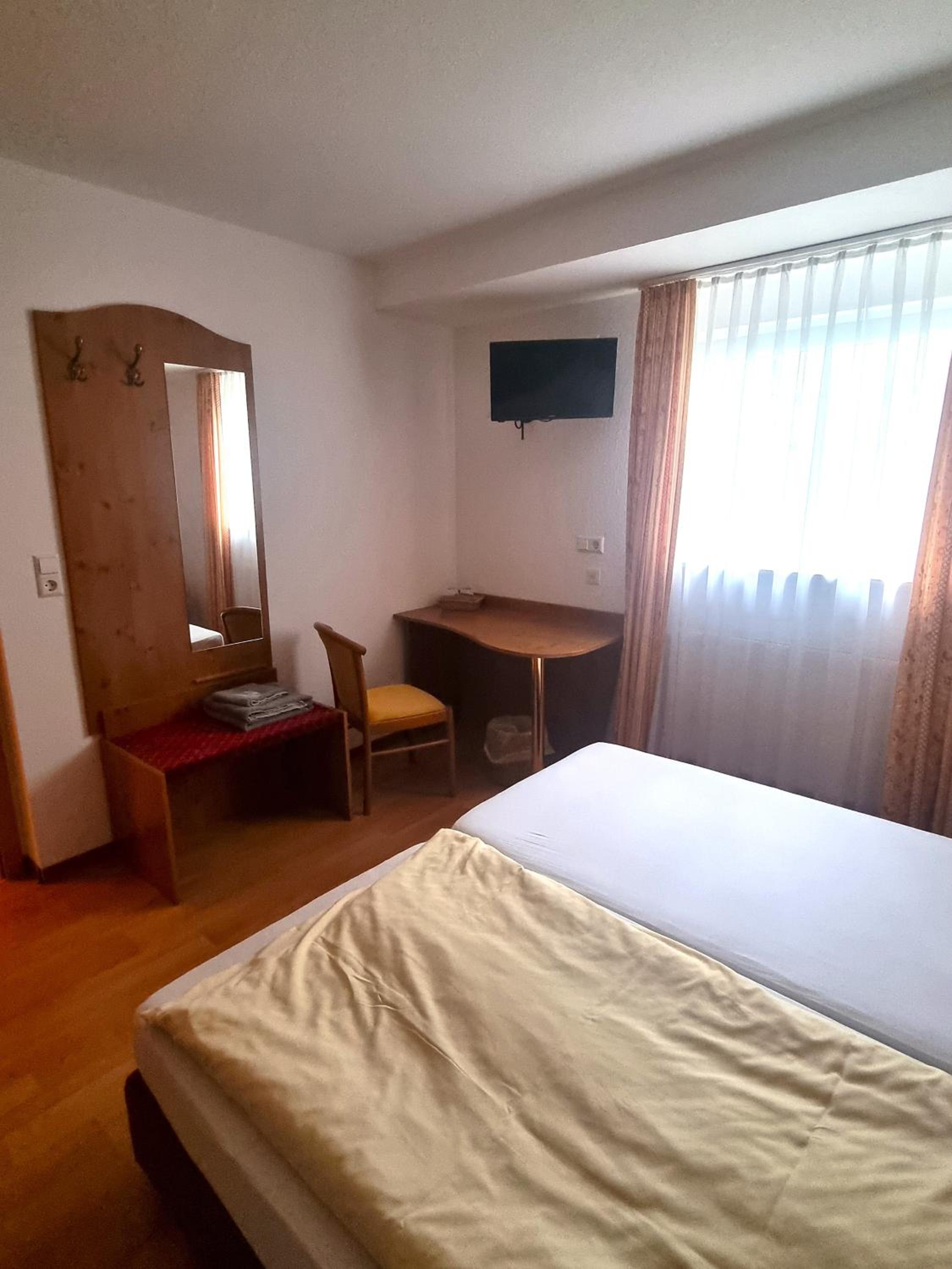 Quadruple Room with Private Bathroom