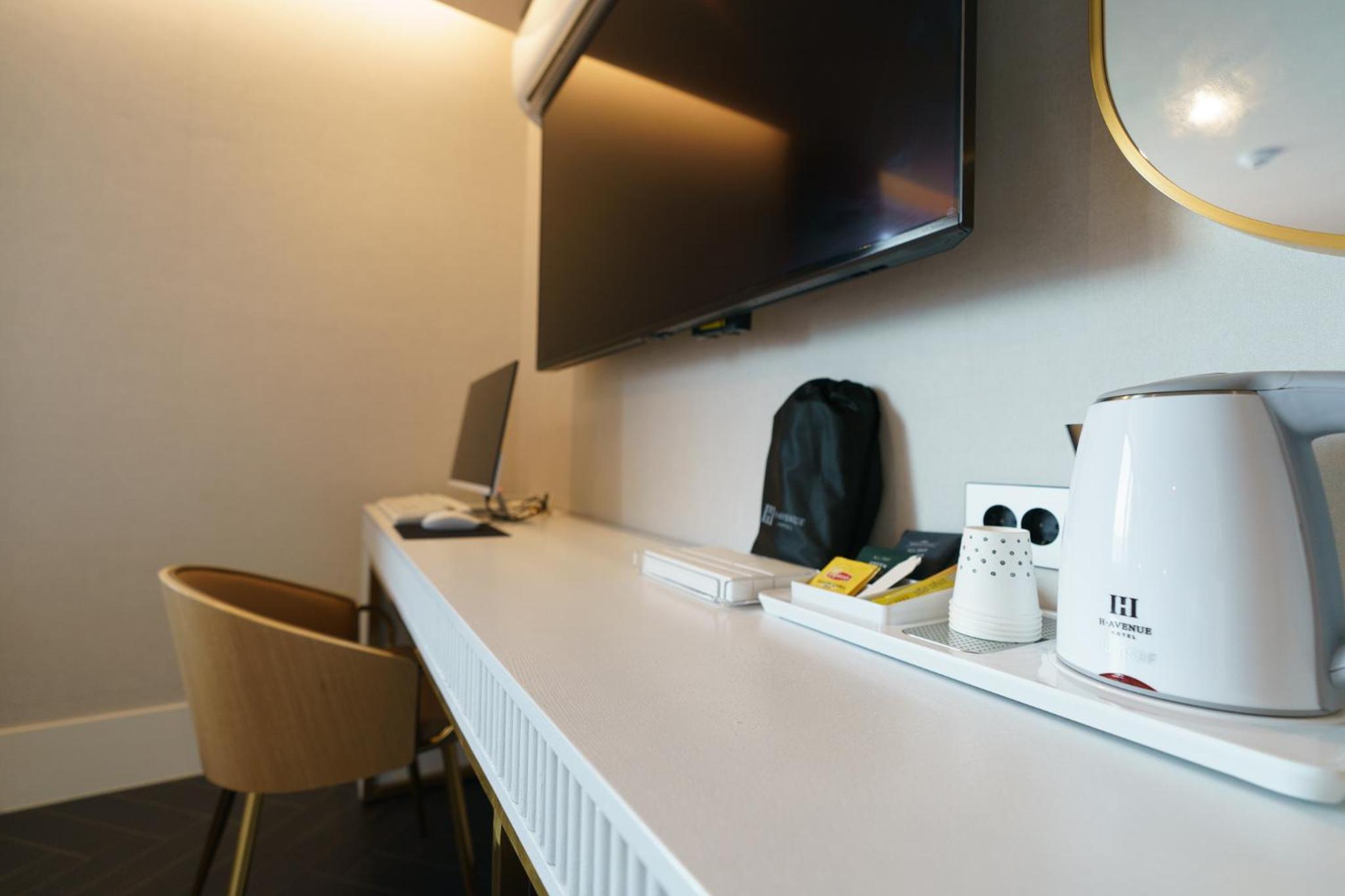 Suite with City View photo 3