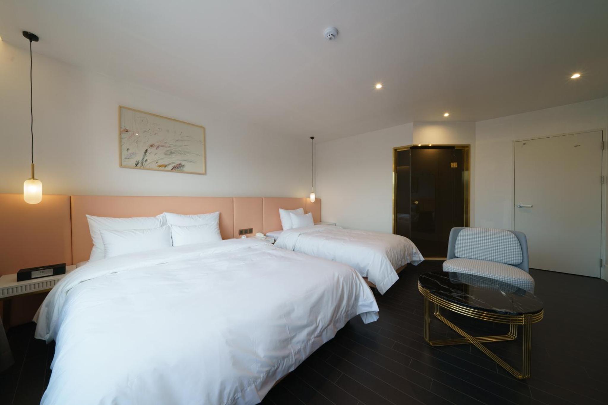 Superior Twin Room photo 3