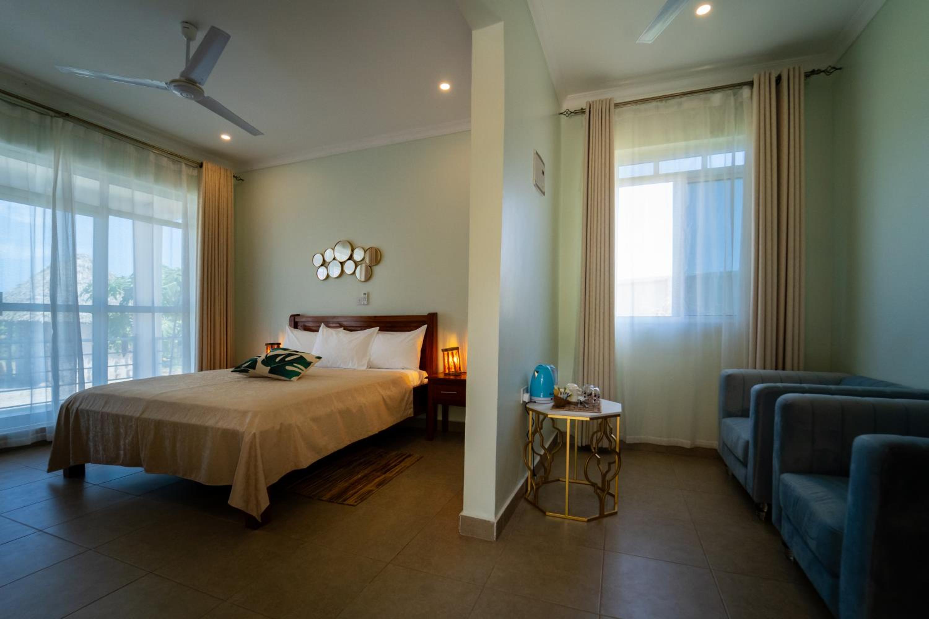 Villa - Beach Front photo 2