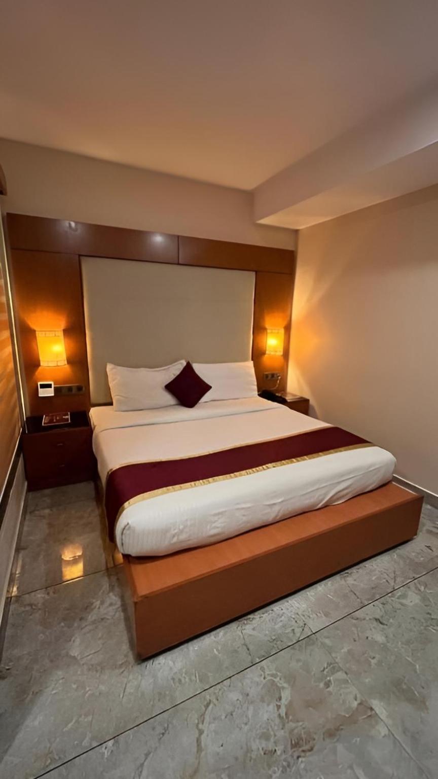 Standard Double Room - Photo 2