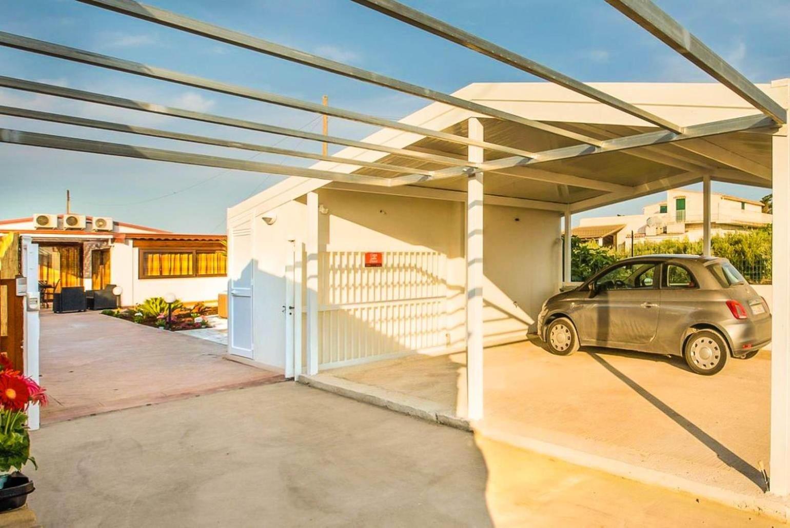 Three-Bedroom Villa photo 3