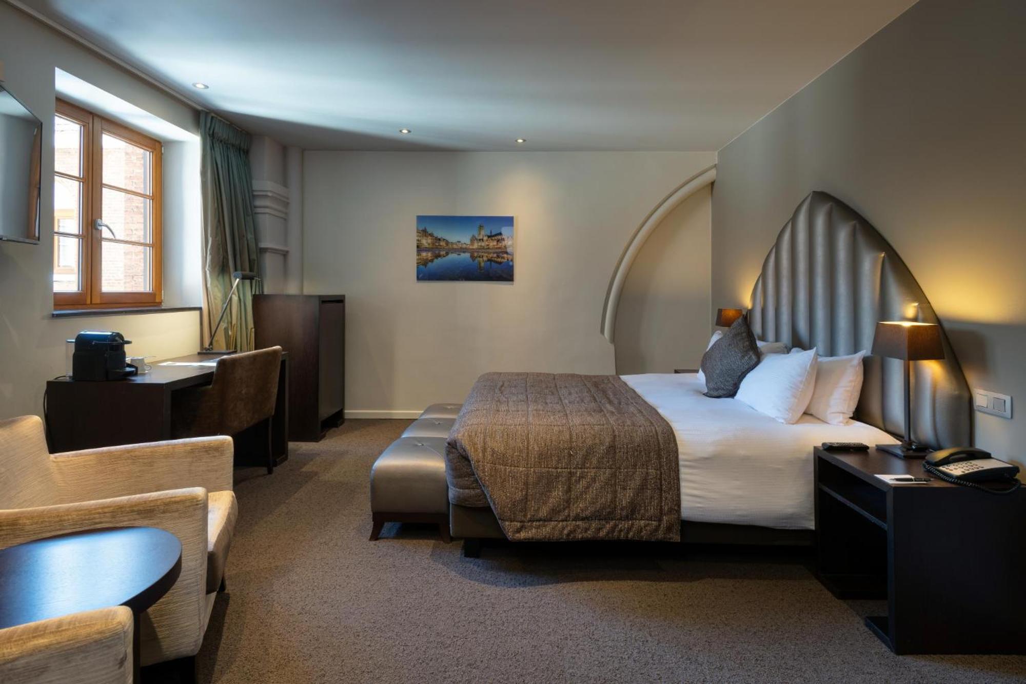 Comfort Double Room in Monastery area - Photo 1