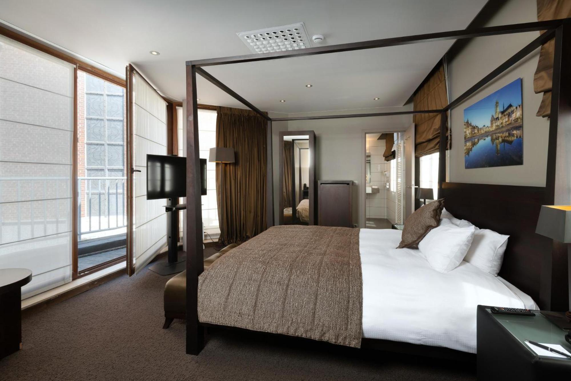 Comfort Double Room in Monastery area - Photo 3