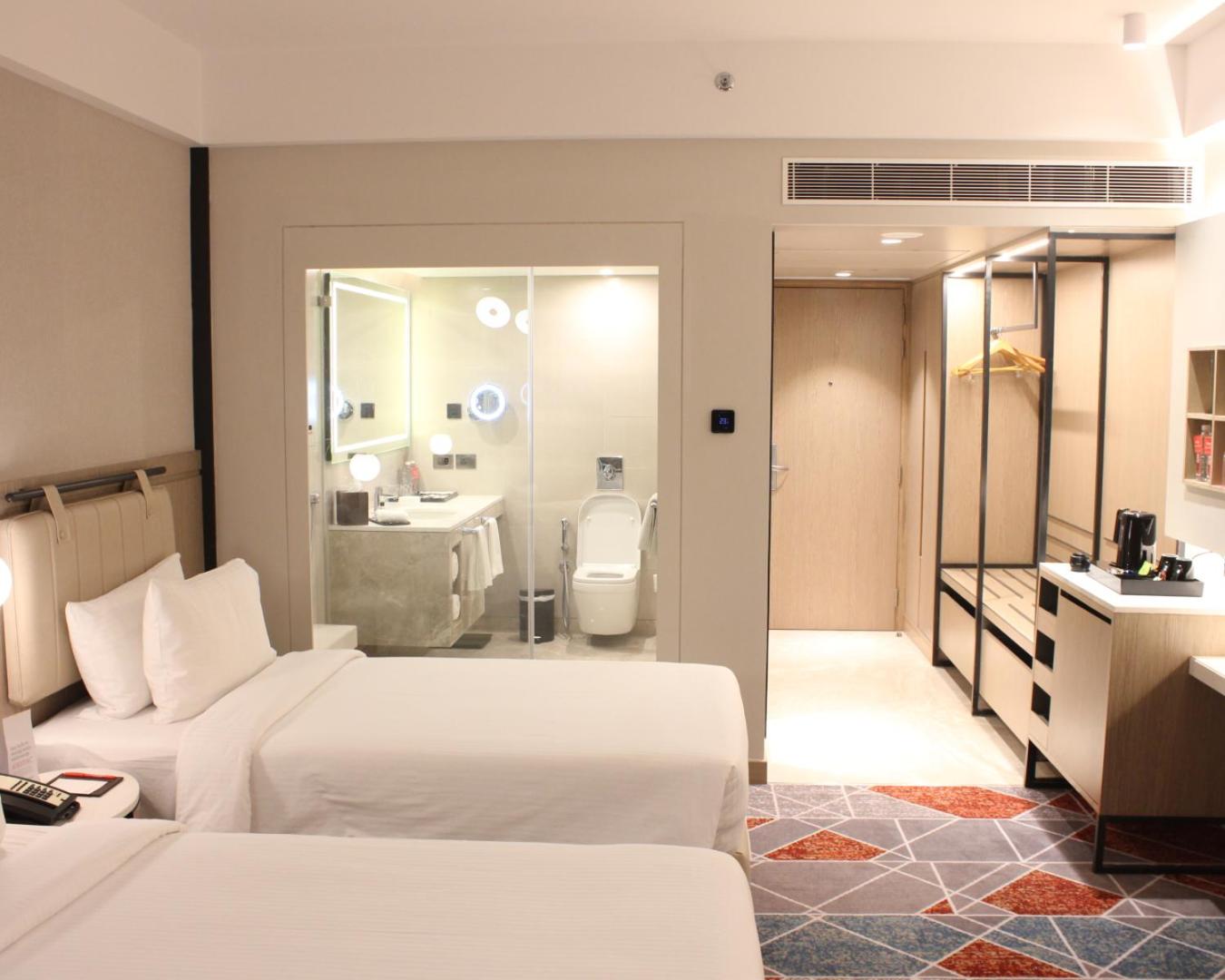 Twin Room - Club Floor/Club Lounge Access/Non-Smoking
