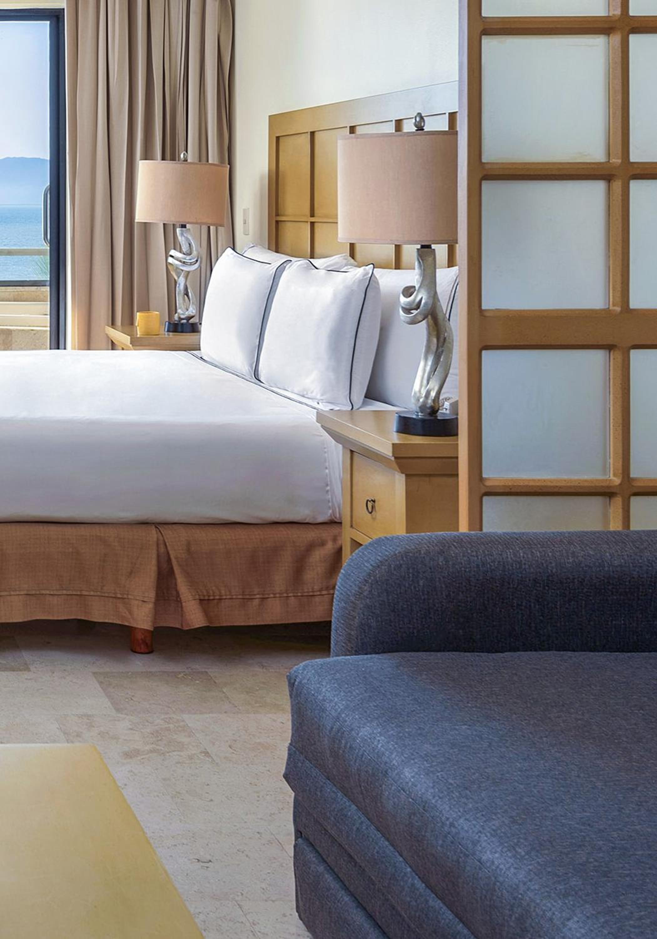 Premium Ocean Front Room  - Photo 4