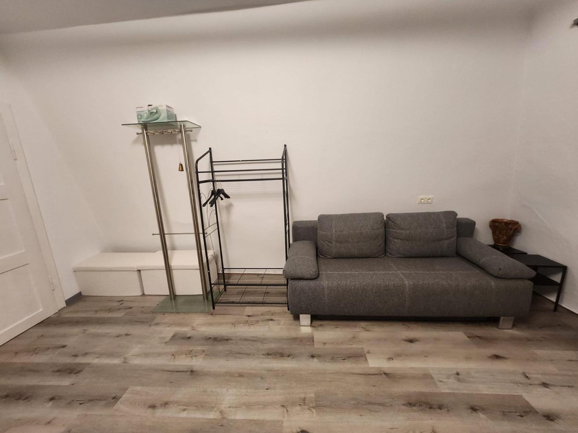 One-Bedroom Apartment photo 3