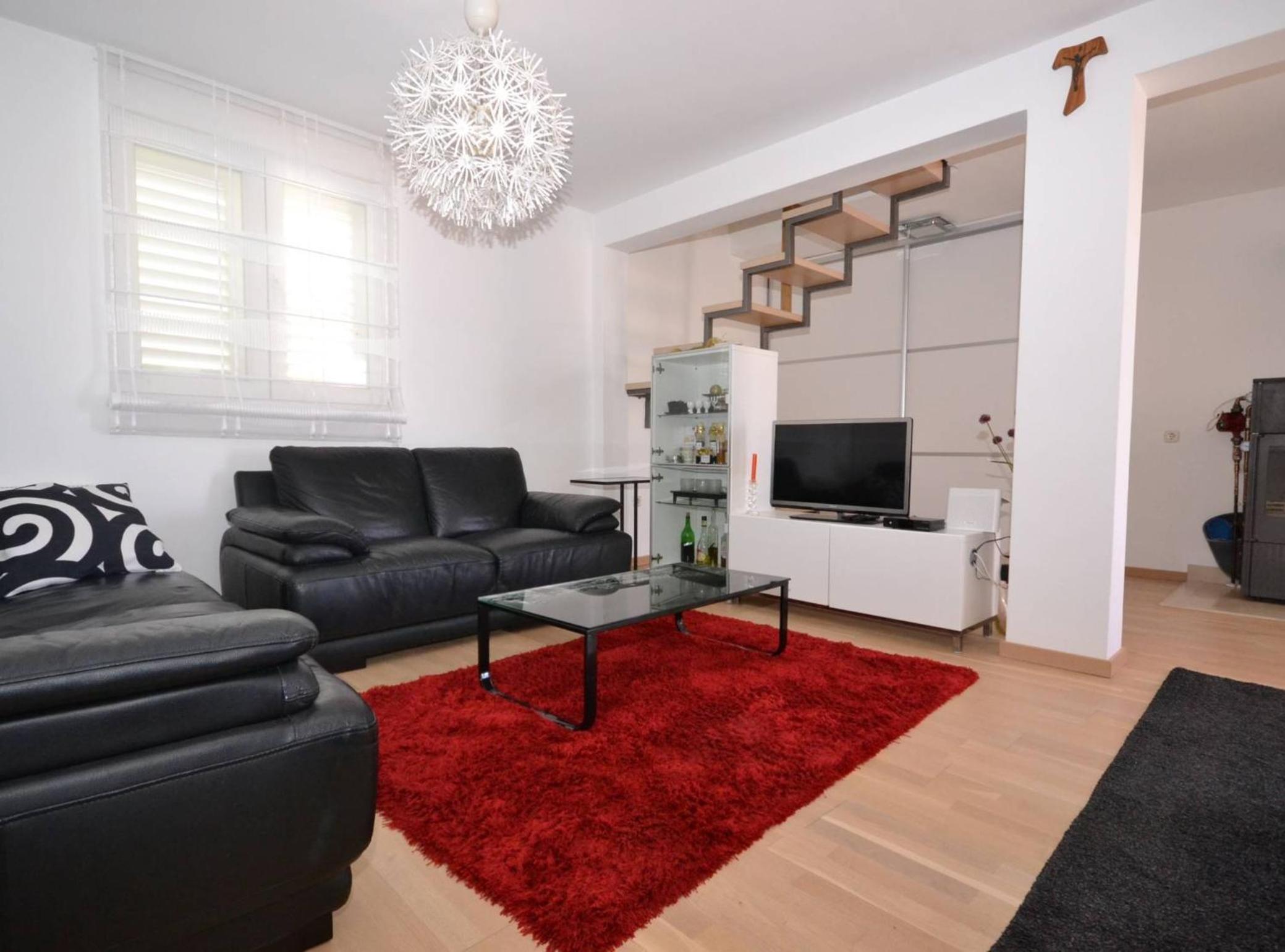 Three Bedroom Villa with Pool