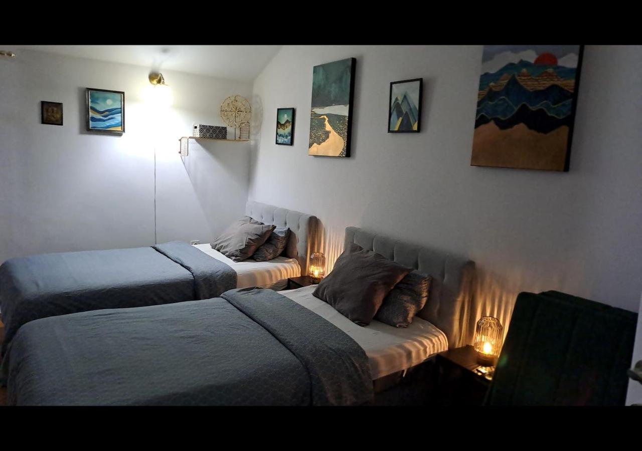 Studio Apartment photo 1