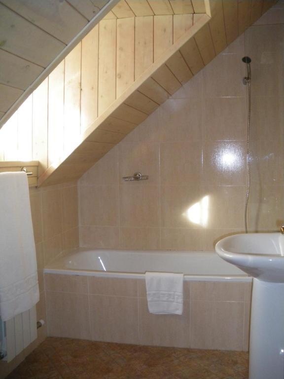 Standard Double or Twin Room photo 2