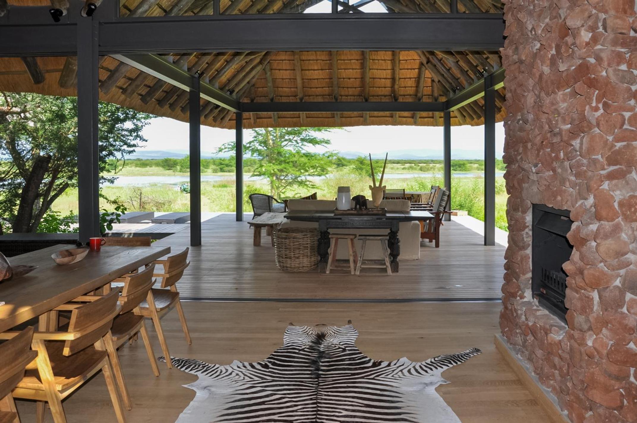 Presidential Villa photo 2