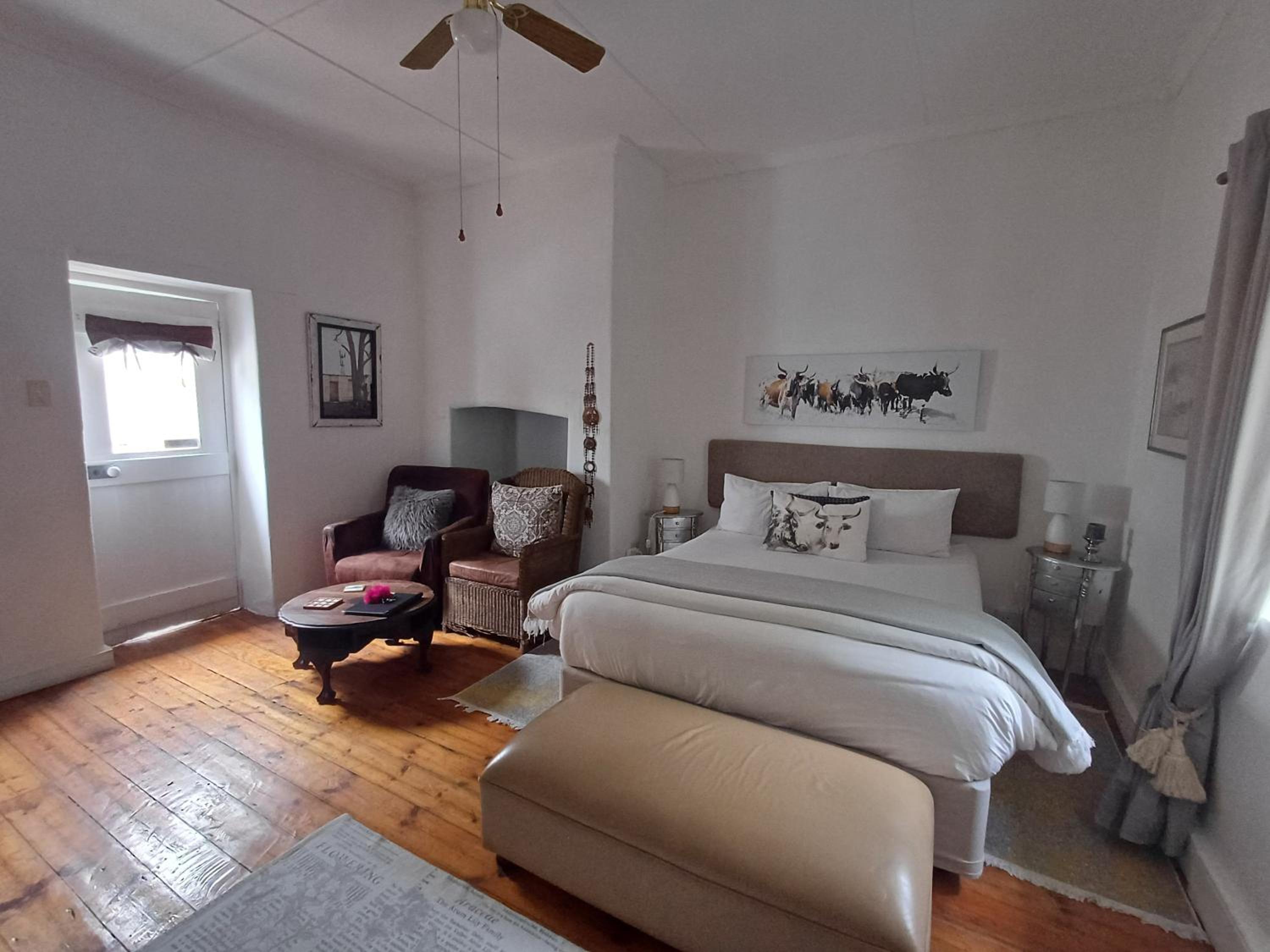 Double Room with Patio - Photo 4