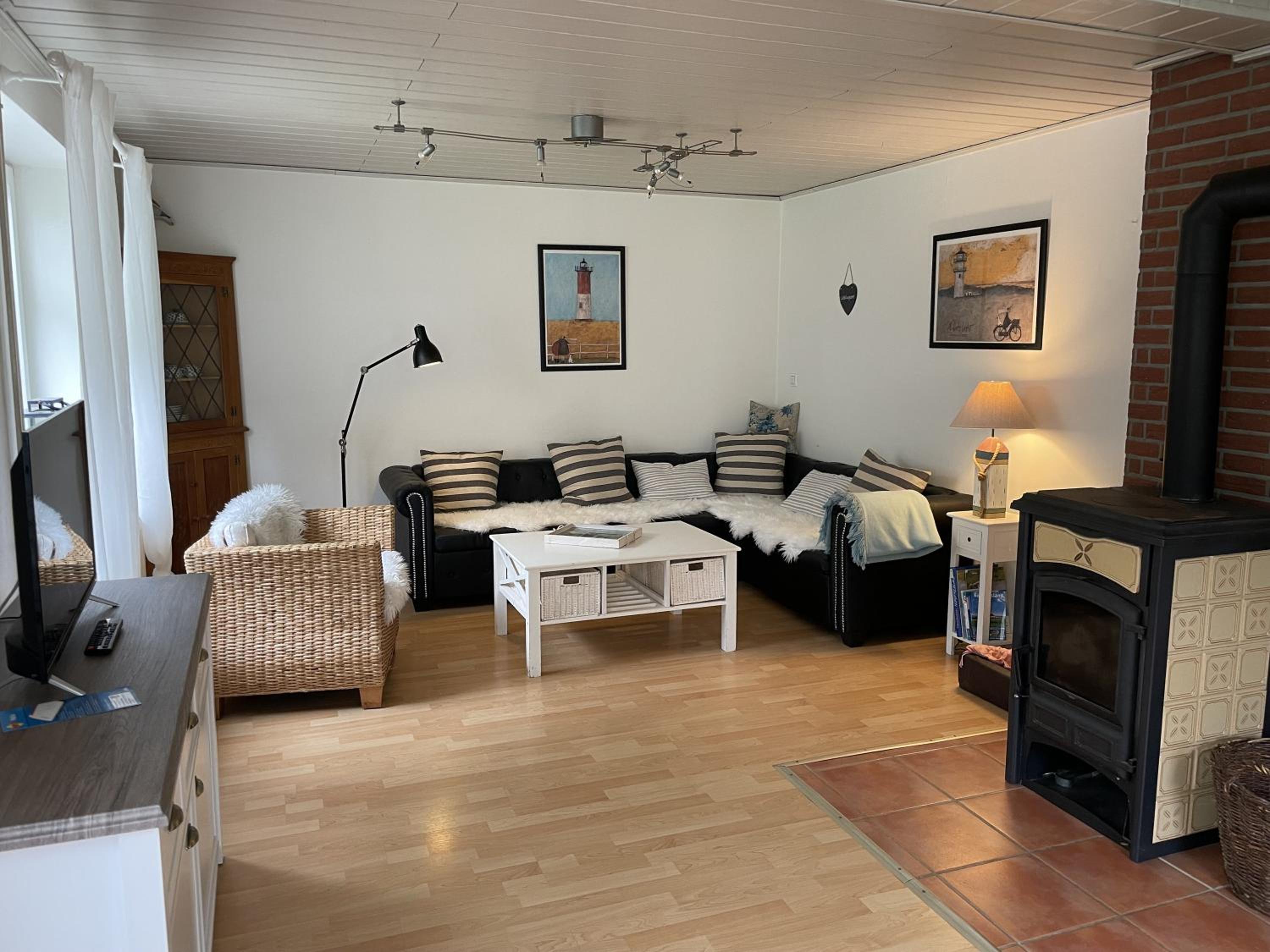 Three-Bedroom House photo 1