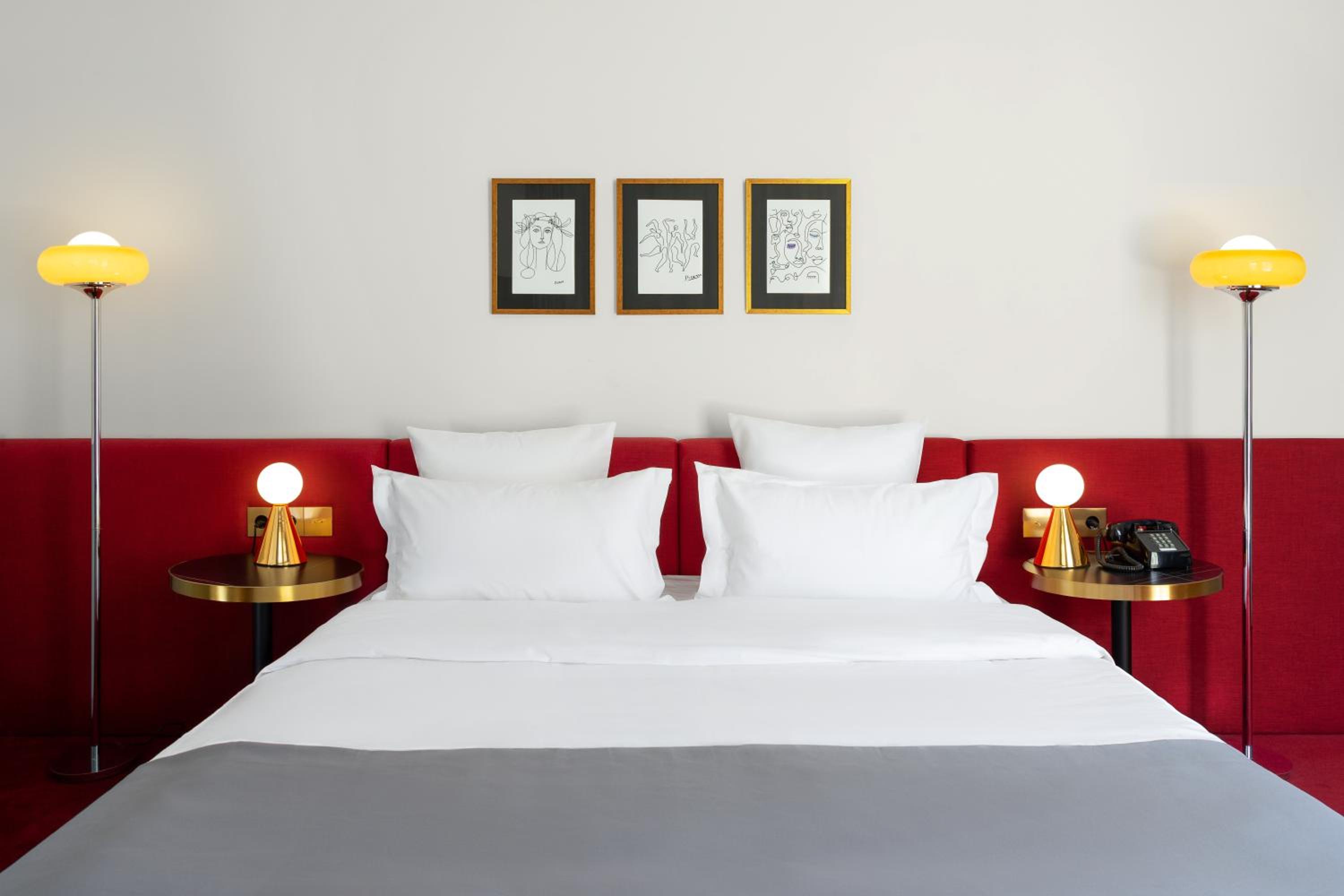 Double Room with Mountain View - Photo 3