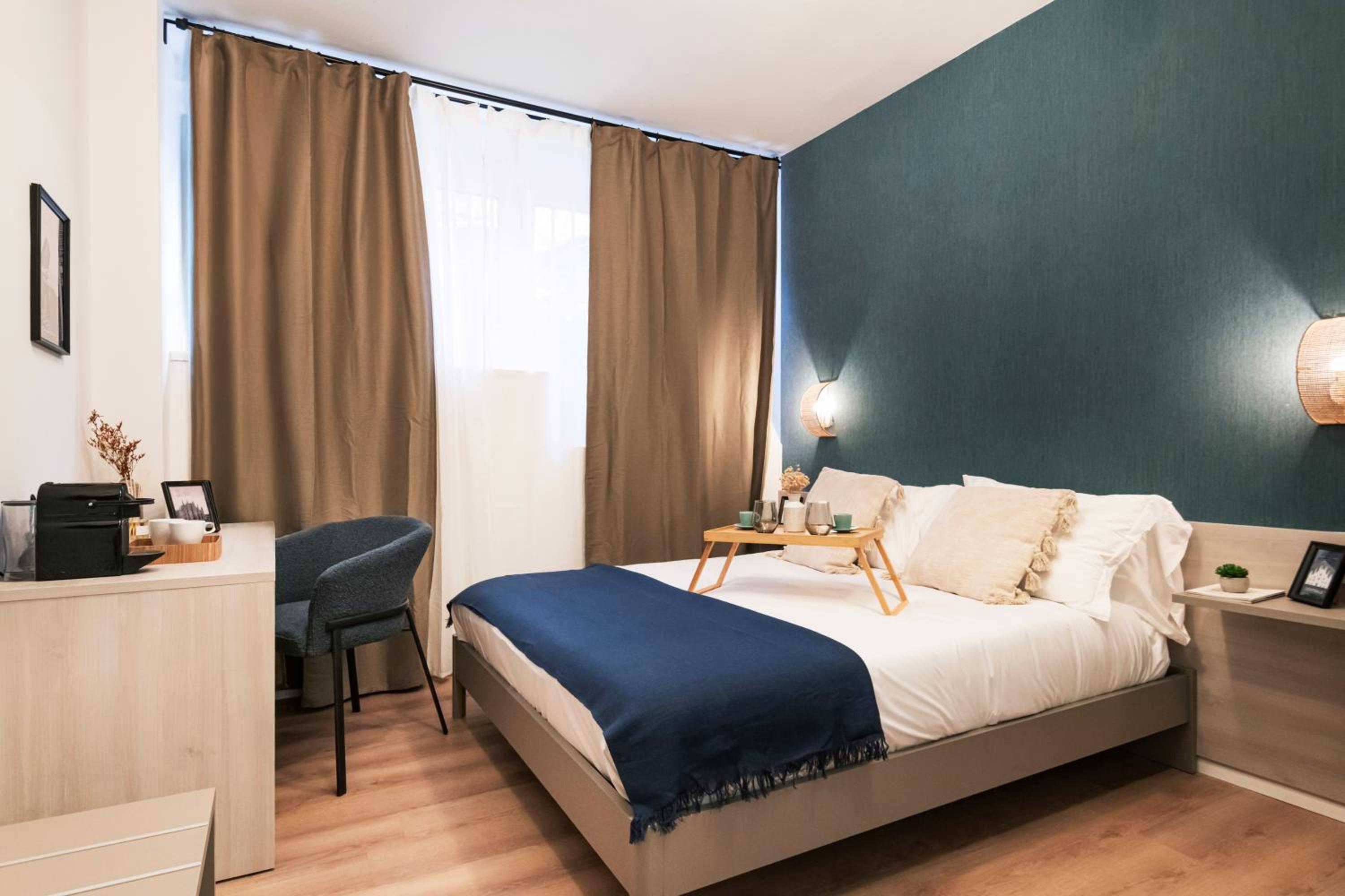 Basement - Deluxe Double Room