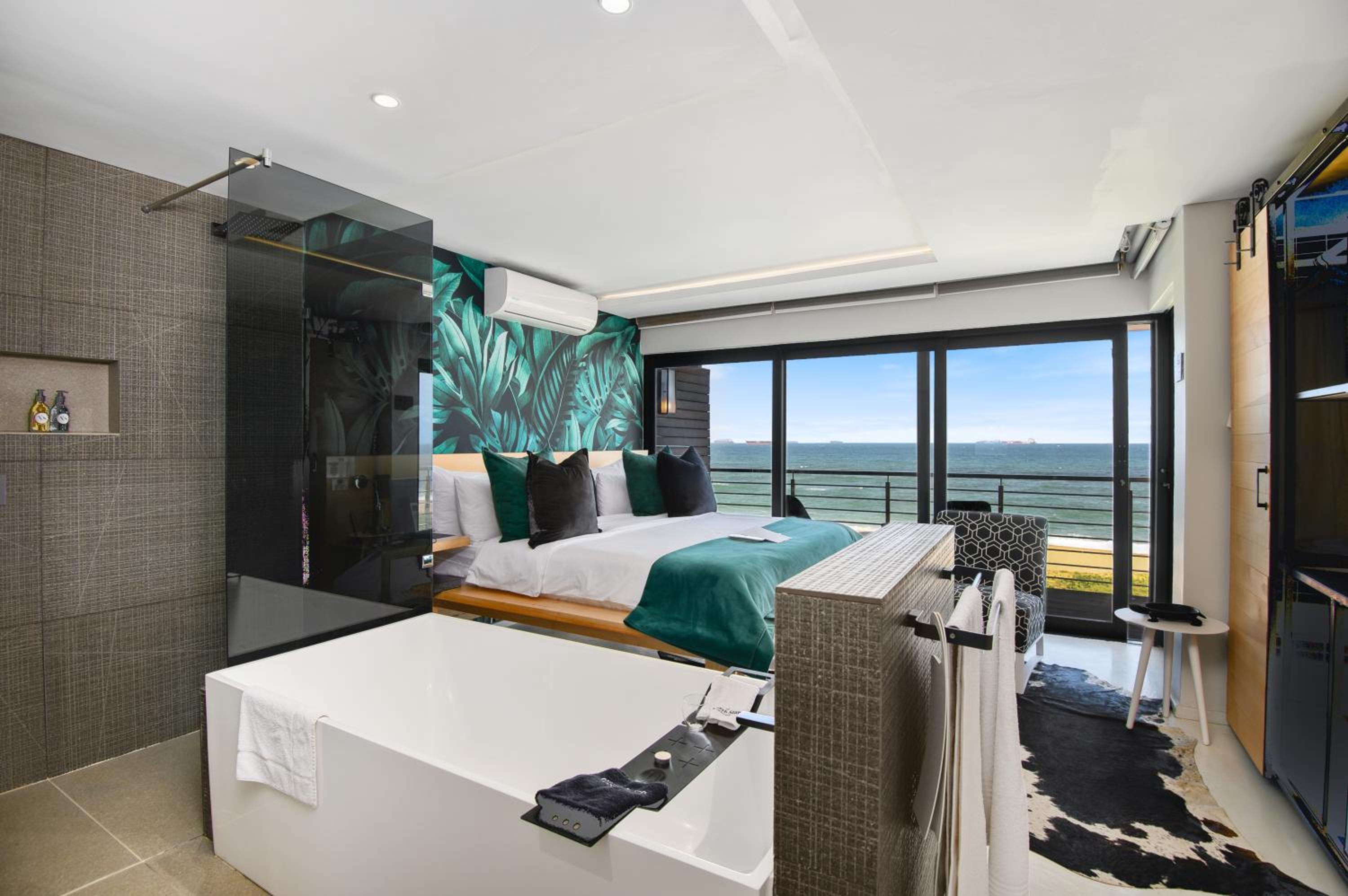 Twin Room with Sea View photo 1