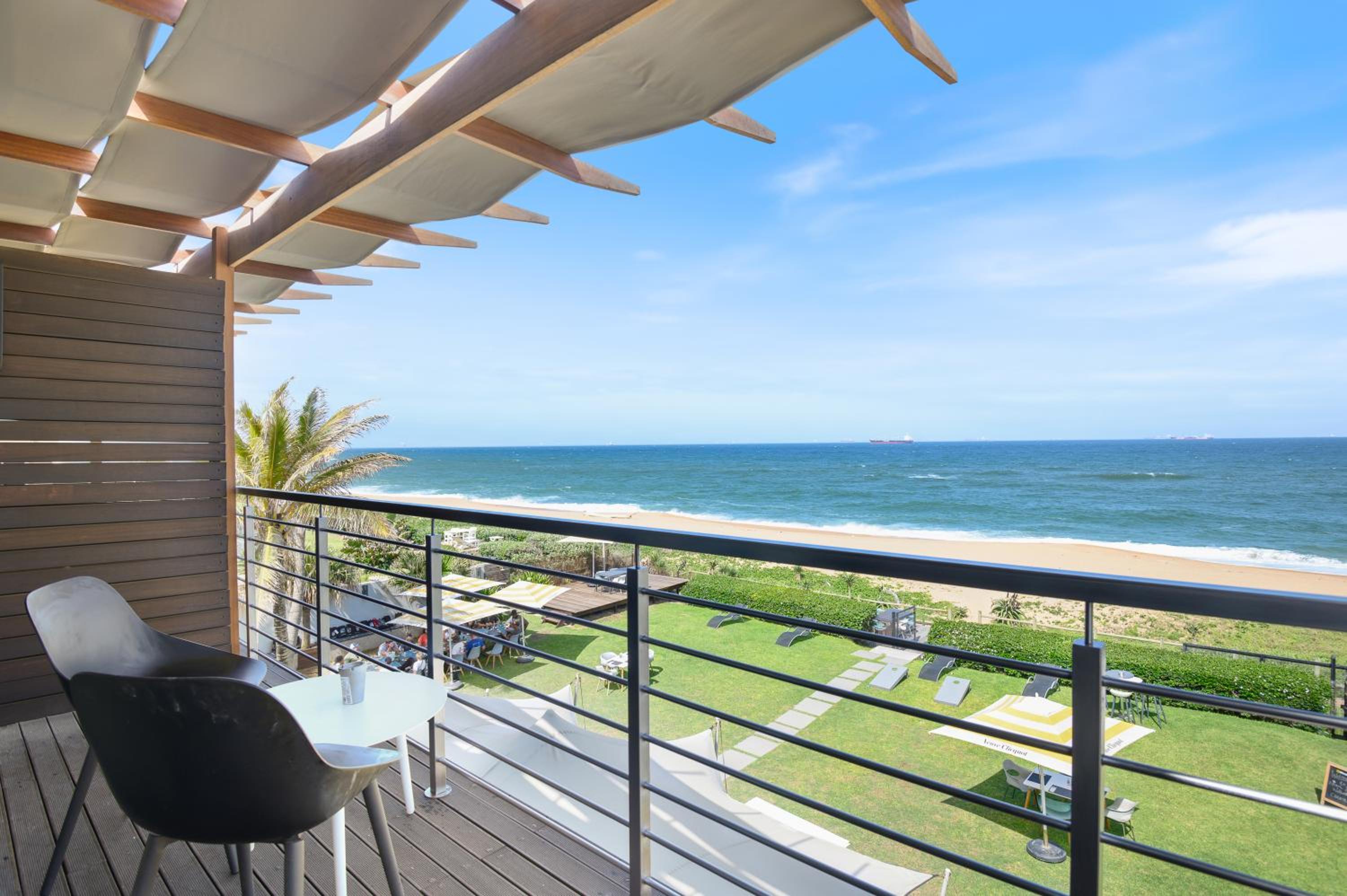 Twin Room with Sea View photo 2